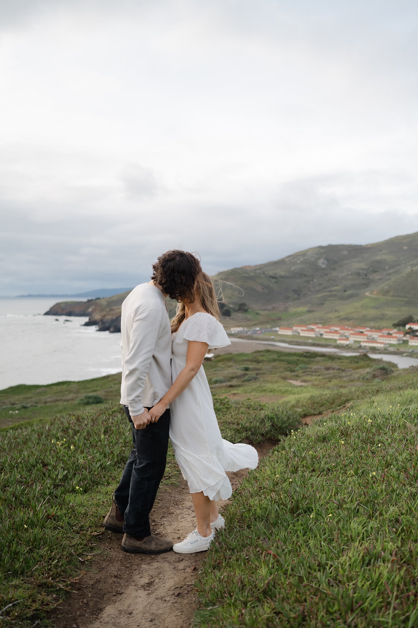 Rodeo+Beach+Engagement+Session-09.jpg