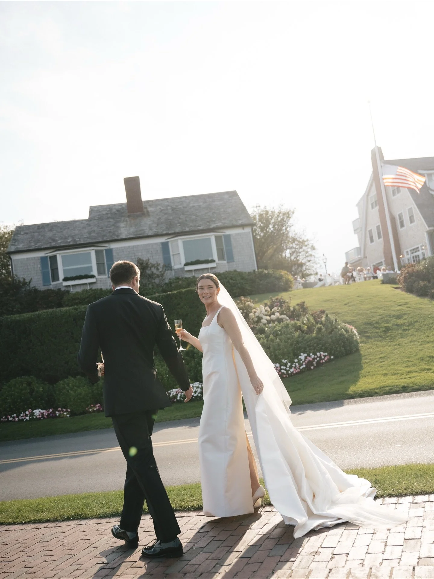 Sarah &amp; Andrew say &ldquo;I do&rdquo; in Chatham 🌾🌊🦞

Thank you for sharing your little slice of paradise with me 🤍

Venue: @chathambarsinn 
Planning: @jyldeering 
Photography: @elizabethpishalphoto 
Beauty: @staceykuehnhair @lizomalleymakeup