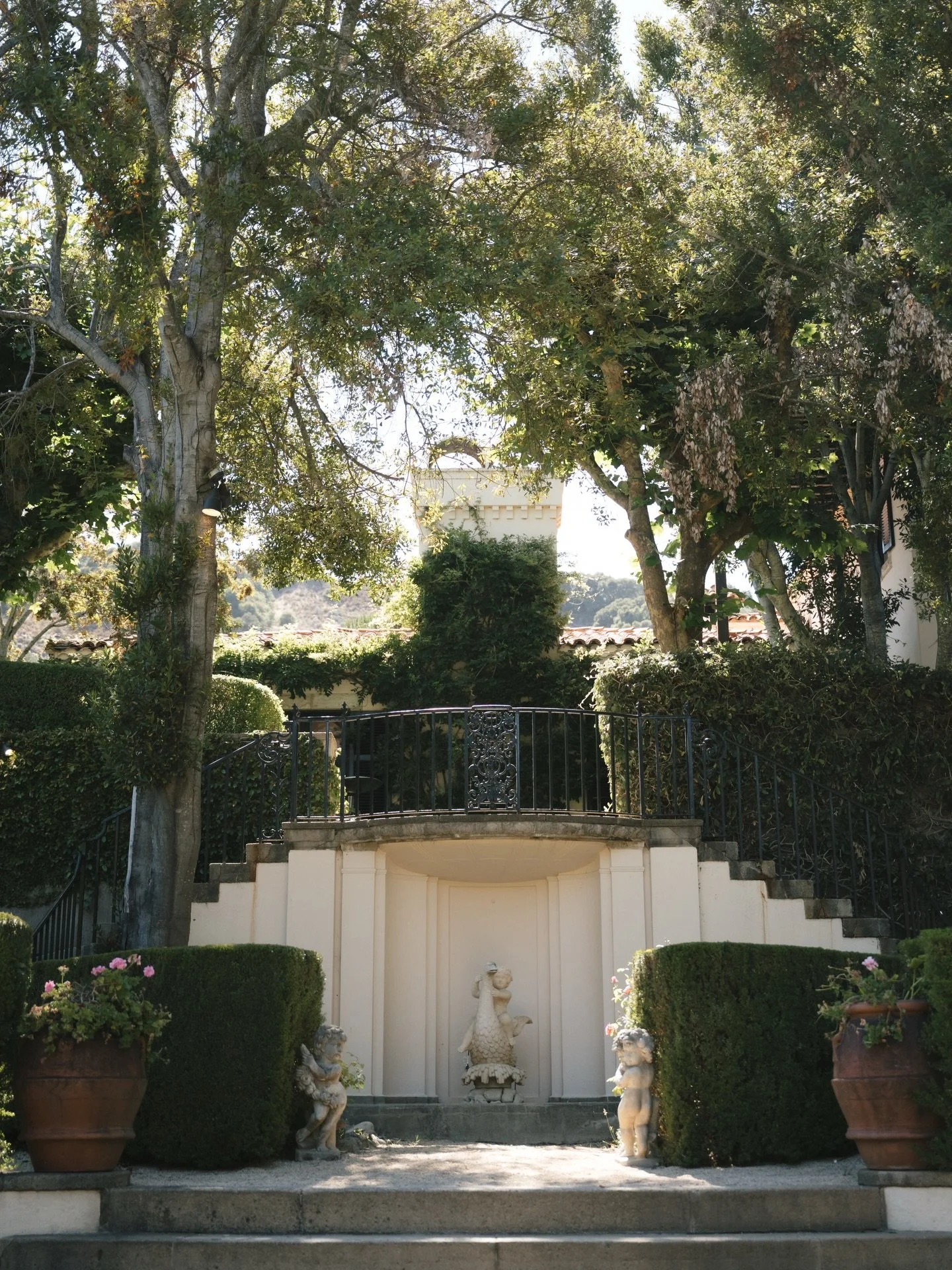 A late summer garden wedding in Carmel Valley 🤍

Shot for @kristakphotos ✨

//

#carmelweddingphotographer #carmelvalleywedding #carmelwedding #gardenpartywedding #estatewedding villa wedding, Carmel wedding, 2027 wedding trends, garden wedding