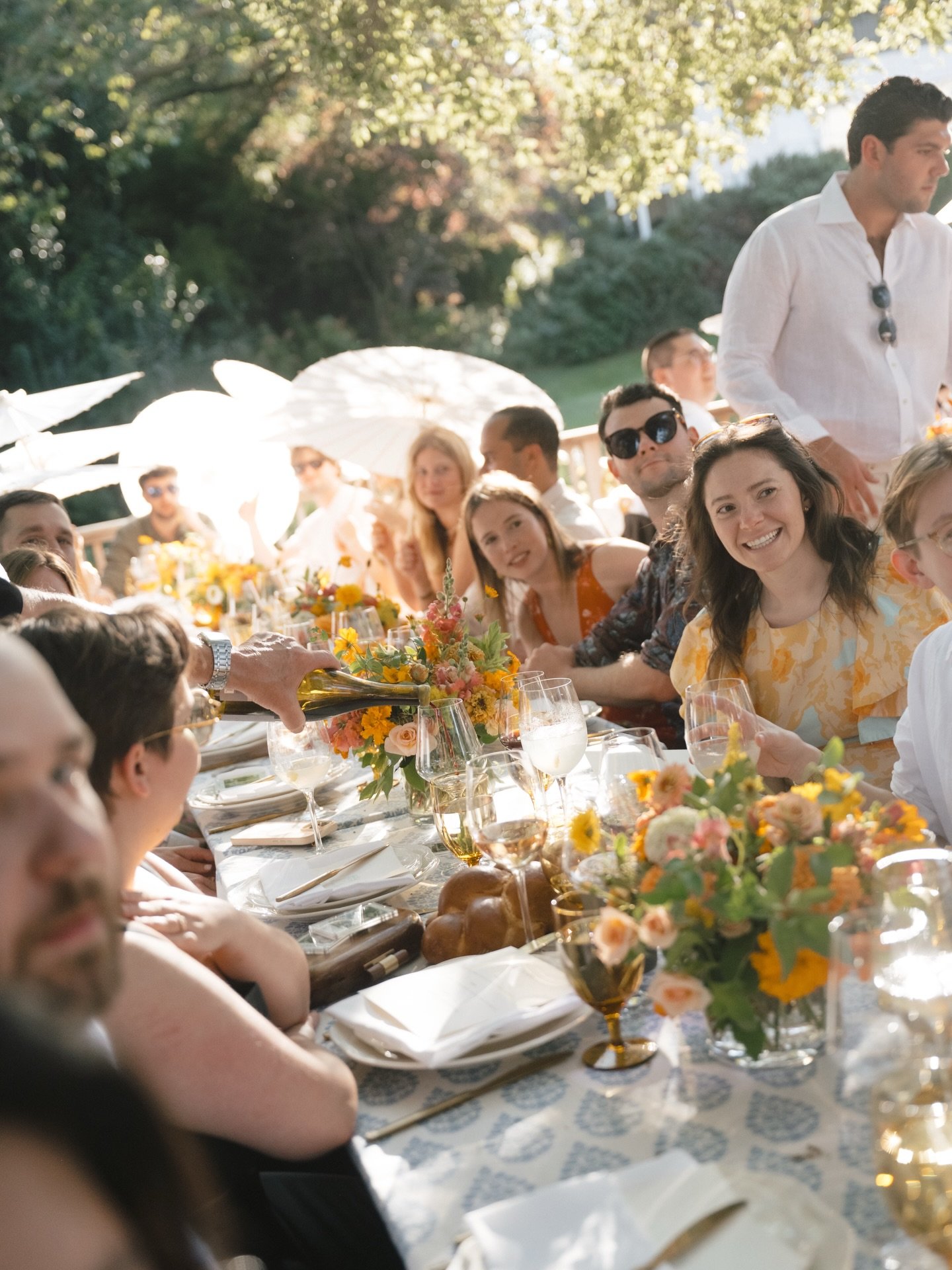 When the rehearsal dinner is a vibeeee 💐 

Venue: @themadrona 

//

#madronawedding #healdsburgwedding #napaweddingphotographer #rehearsaldinnerideas #summerwedding