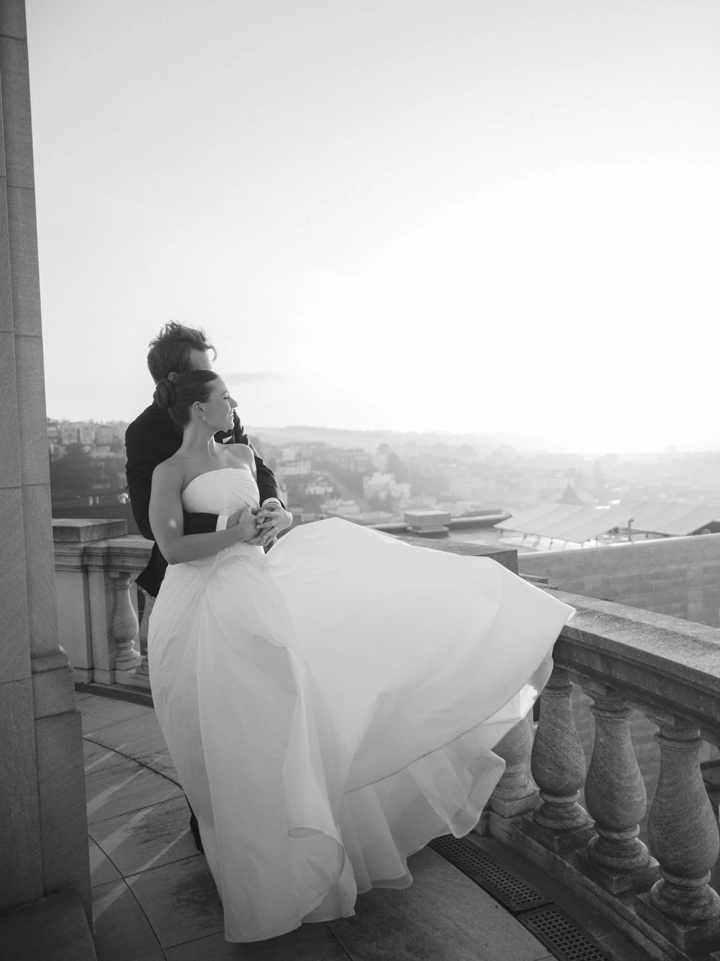 Very merry in San Francisco 🤍✨ 

Planning &amp; Design: @willaviaweddingco&nbsp;
Photographer: @elizabethpishalphoto
Venue: @floodmansion
Florals: @maiden.flora
Catering: @jessicalaskycatering
Beauty: @ravenreedmakeup
Band: @stolengin
String group: 