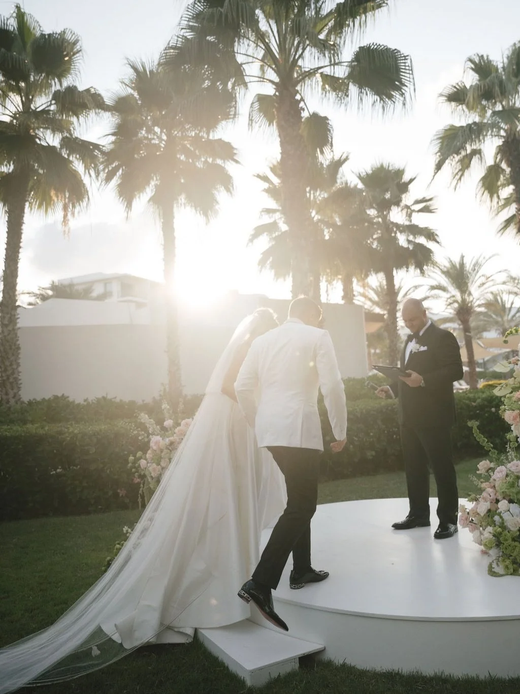 The happiest day for Mary &amp; James 🥹💖

Planning:&nbsp;@thedazzlingdetails
Photography:&nbsp;@elizabethpishalphoto
Content:&nbsp;@filmedbyfini
Venue:&nbsp;@conradpuntademita
Beauty:&nbsp;@jennchiversfreelance
DJ&nbsp;@dj.w3bb 
Florals: @floristic