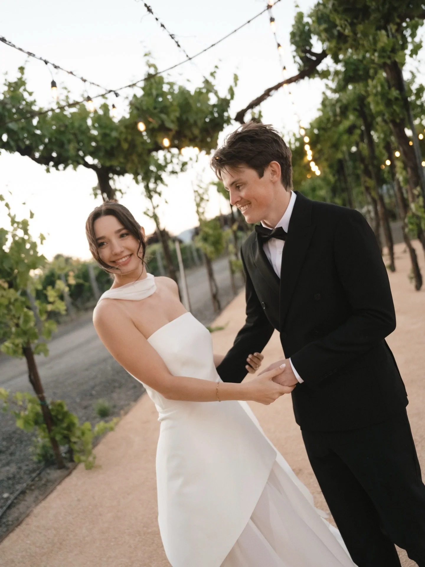 A moment for Brooke&rsquo;s reception dress change 😍

Photography:&nbsp;@elizabethpishalphoto
Planning:&nbsp;@haveandholdeventco
Venue:&nbsp;@trentaduewinery
Florals:&nbsp;@malvaandmoss
Video:&nbsp;@beccalynnefilms
Beauty:&nbsp;@kayy.hairstylist&nbs