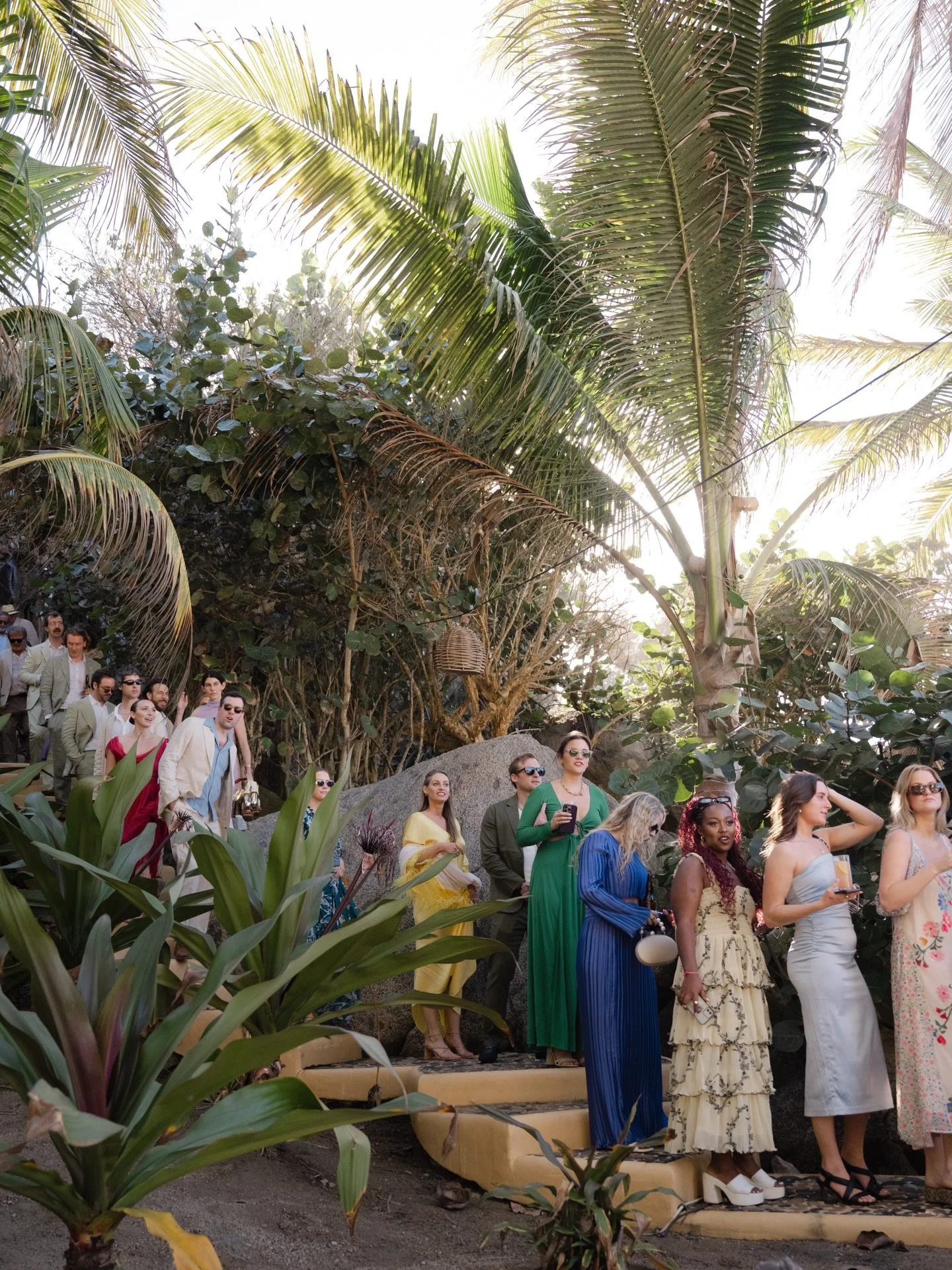 Guest candids from Sayulita 🌺🌴🌞

Photography:&nbsp;@elizabethpishalphoto&nbsp;
Planning &amp; Design:&nbsp;@nicoellaevents&nbsp;
Bride &amp; Designer:&nbsp;@katarinavollyall
Venue:&nbsp;@teitiare&nbsp;
Floral Design:&nbsp;@franciscosalazarcha&nbsp
