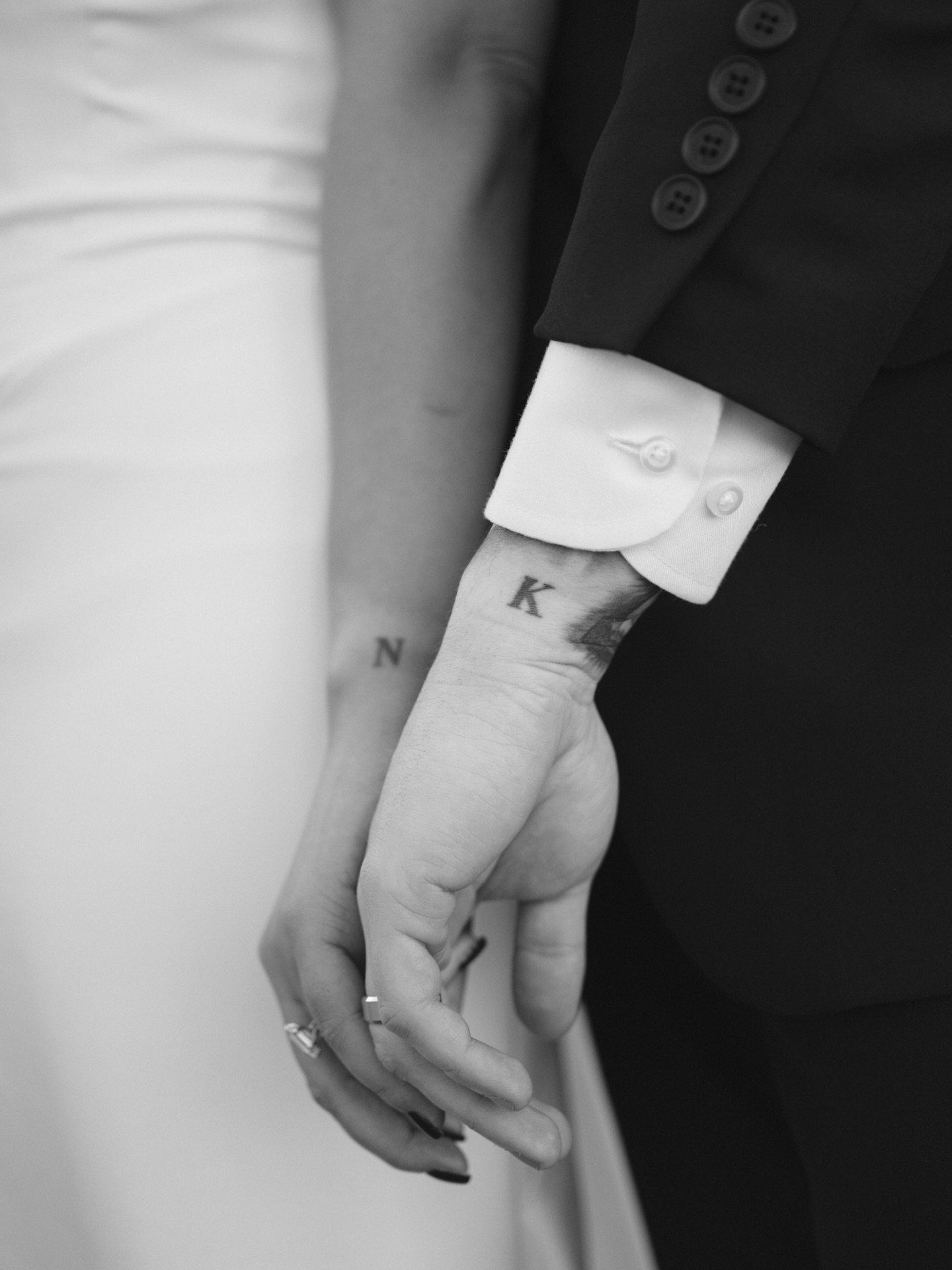 Kianna &amp; Nate made it official at SF City Hall this winter. And yes, those are matching initial tattoos they got for each other🥲

//

San Francisco city hall wedding, sf wedding photographer, San Francisco city hall elopement, sf city hall weddi