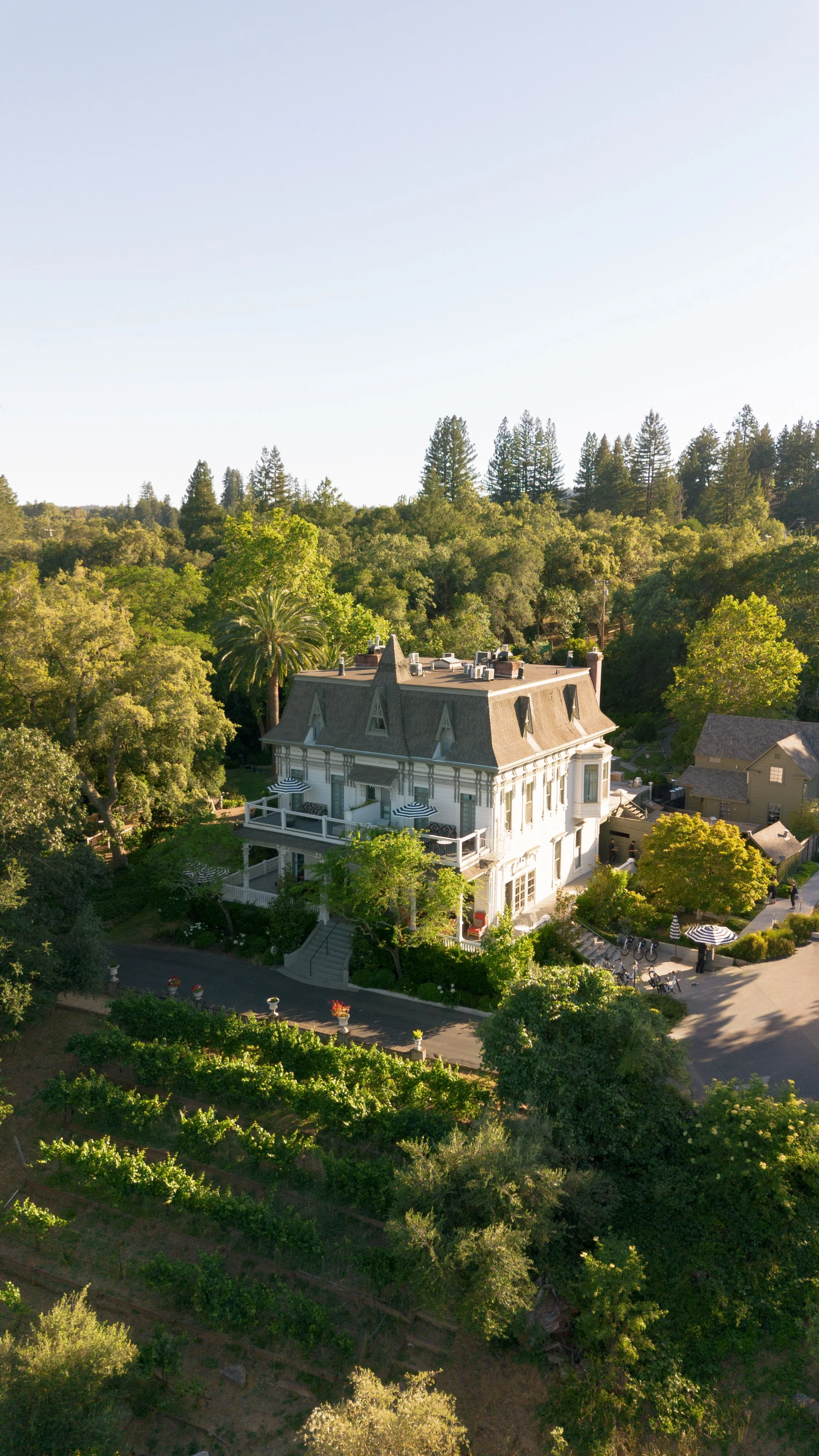 A Summer Wedding at The Madrona Hotel in Healdsburg | Elegant Garden Party Inspiration