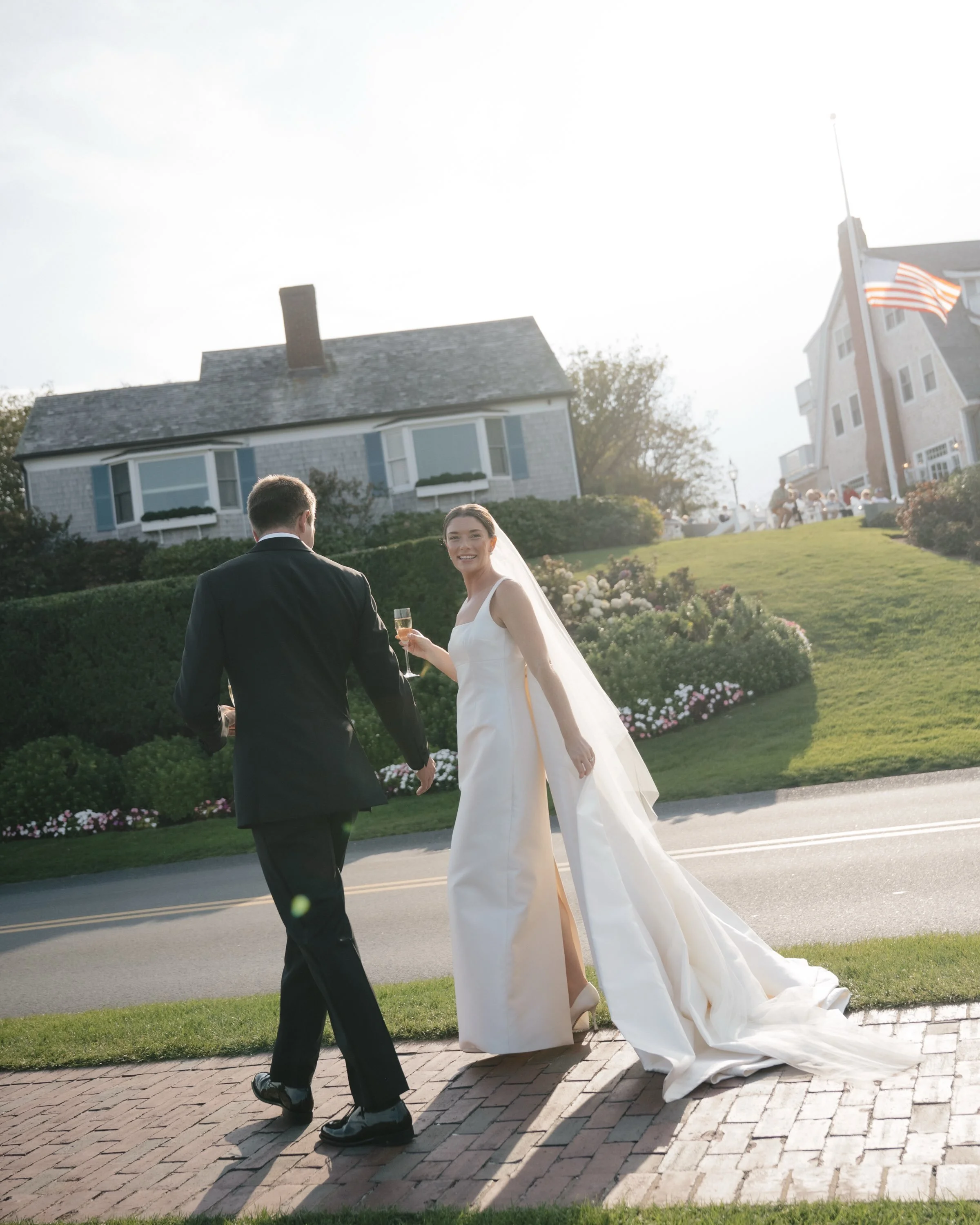 One year ago on the Cape 🦞🌊 

Happy anniversary, Sarah &amp; Andrew! Thank you for sharing Chatham with me. What a magical place 🥹

Venue: @chathambarsinn 
Planning: @jyldeering
Photography: elizabethpishalphoto 
Beauty: @staceykuehnhair @lizomall