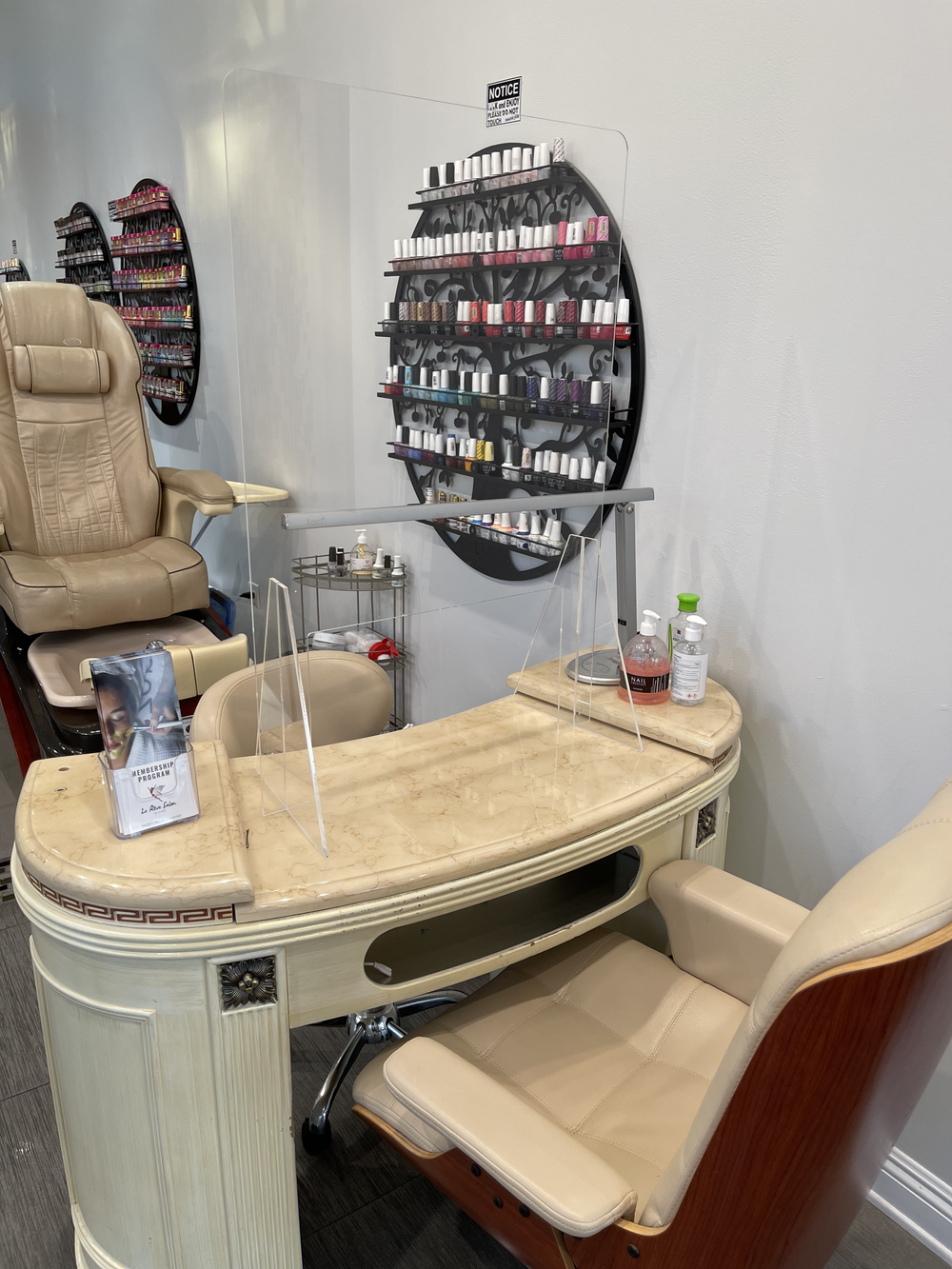 Nail Technician Station.png