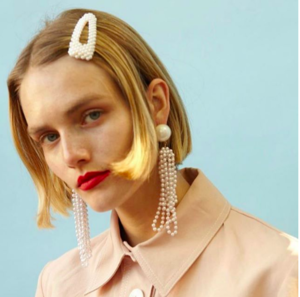 Shop The Most Popular Pearl Hair Clips On Instagram