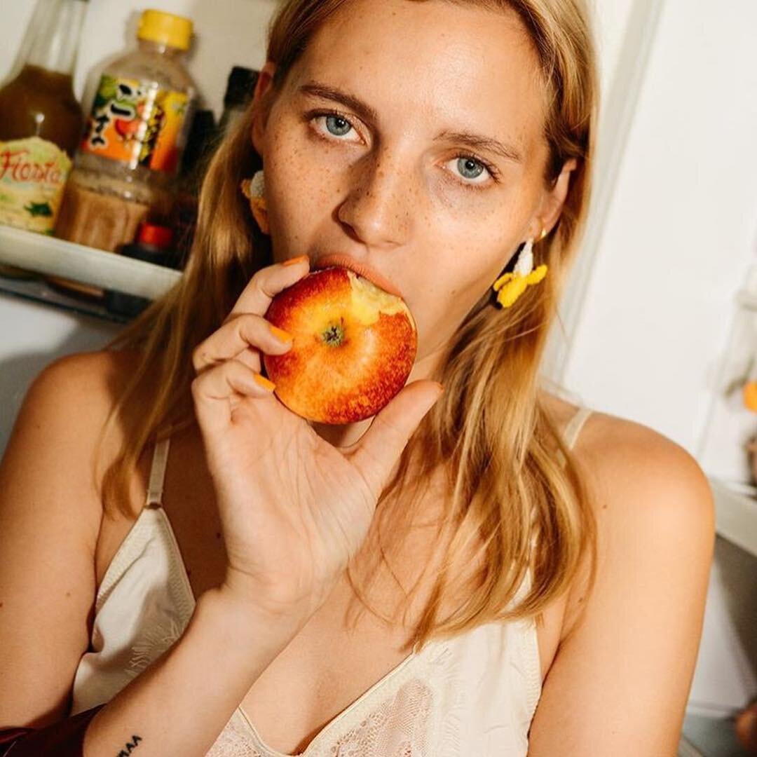 Still obsessed with this fruity jewellery trend? So are we. Shop our latest blog post with the sweetest accessories to add to your rotation right now.
.
.
.
.
.
#fashionblog #fashion #cherryearrings #shoppingguide #style #ss19 #vogue #purautz #cloudh