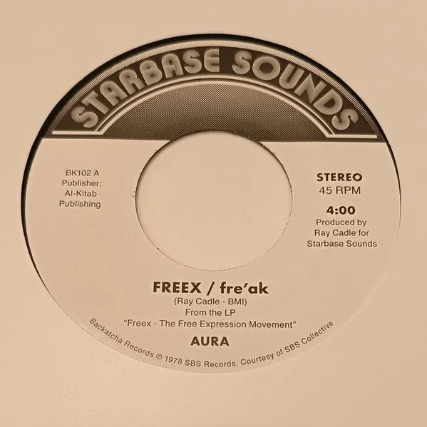 aura free x freak a.jpg