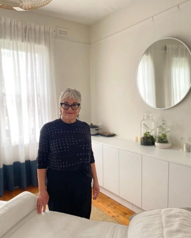 Meet Nadine, CLAY Wellness Clinics resident beauty &amp; massage therapist. 

Drawing on over 25 years&rsquo; experience in the spa and beauty industry, Nadine&rsquo;s philosophy is specific and non-formulaic &mdash; each and every body is assessed i