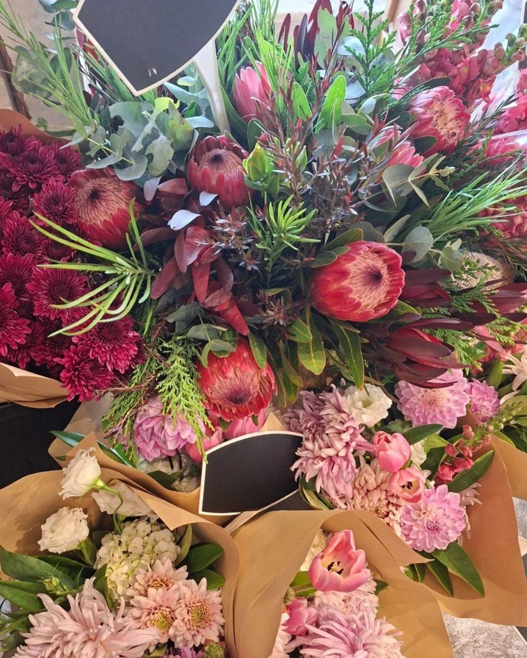 This week's gorgeous bunches from @thegoodsflowerco 🌸🥰
Fresh deliveries every Tuesday &amp; Thursday at both our stores! 

 #clayhealthandorganics #flowers #flowerbouquet #carltonnorth #collingwood