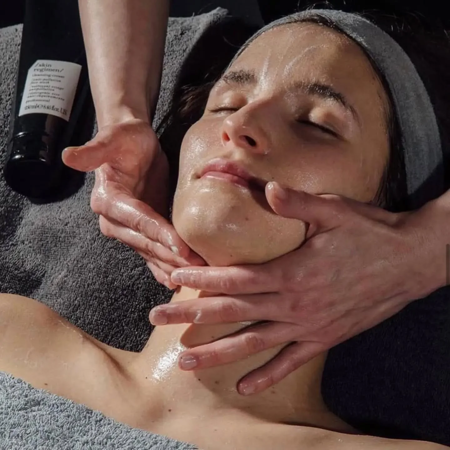 Looking for a relaxing, self-care gift for your mum, mother figure or muse? Look no further than Nadine, CLAY Wellness Clinics resident beauty &amp; massage therapist. 
For more information and to book a treatment or purchase a voucher, head to our B