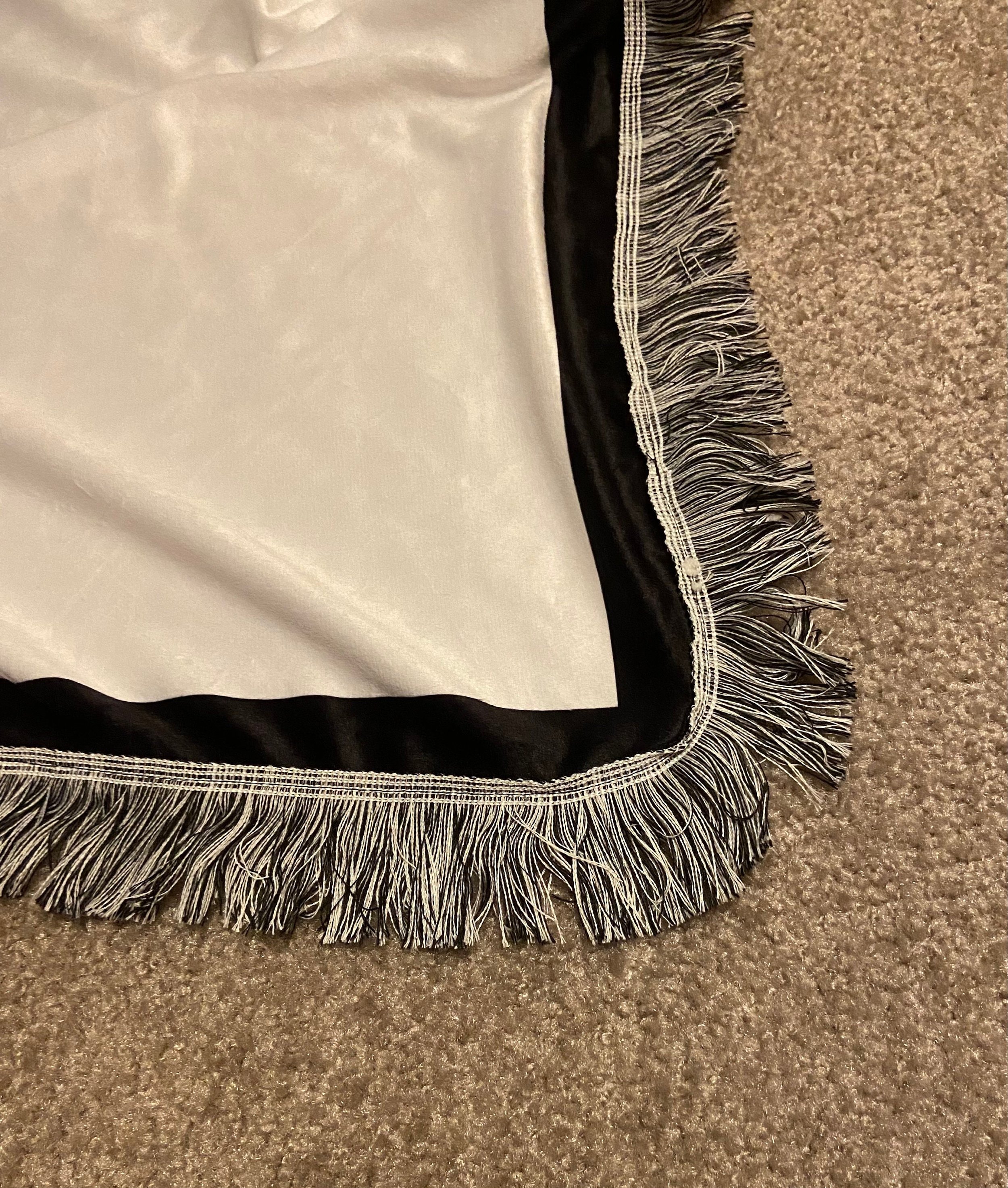 https://i.etsystatic.com/10064683/r/il/27cb4e/3601749594/il_fullxfull.3601749594_6iqf.jpg
