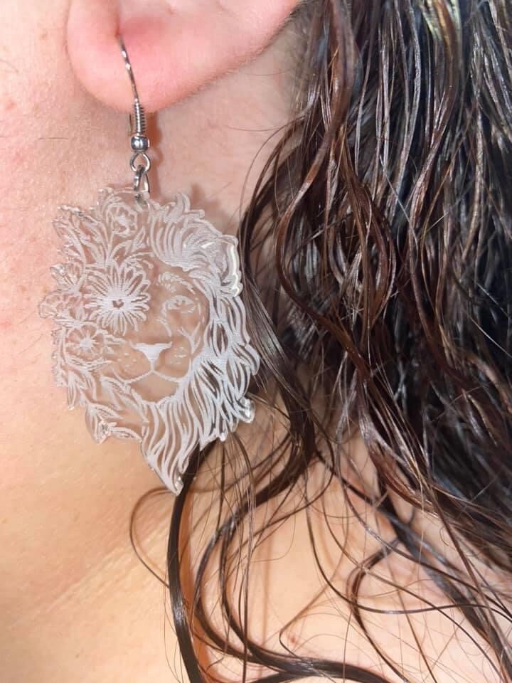 https://i.etsystatic.com/10064683/r/il/880100/2441305536/il_fullxfull.2441305536_lews.jpg