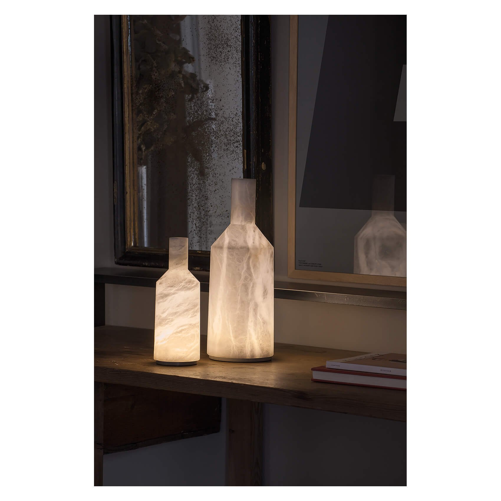 Table-lamp-Alabast-5131220-alabaster-H30cm-Carpyen.jpg