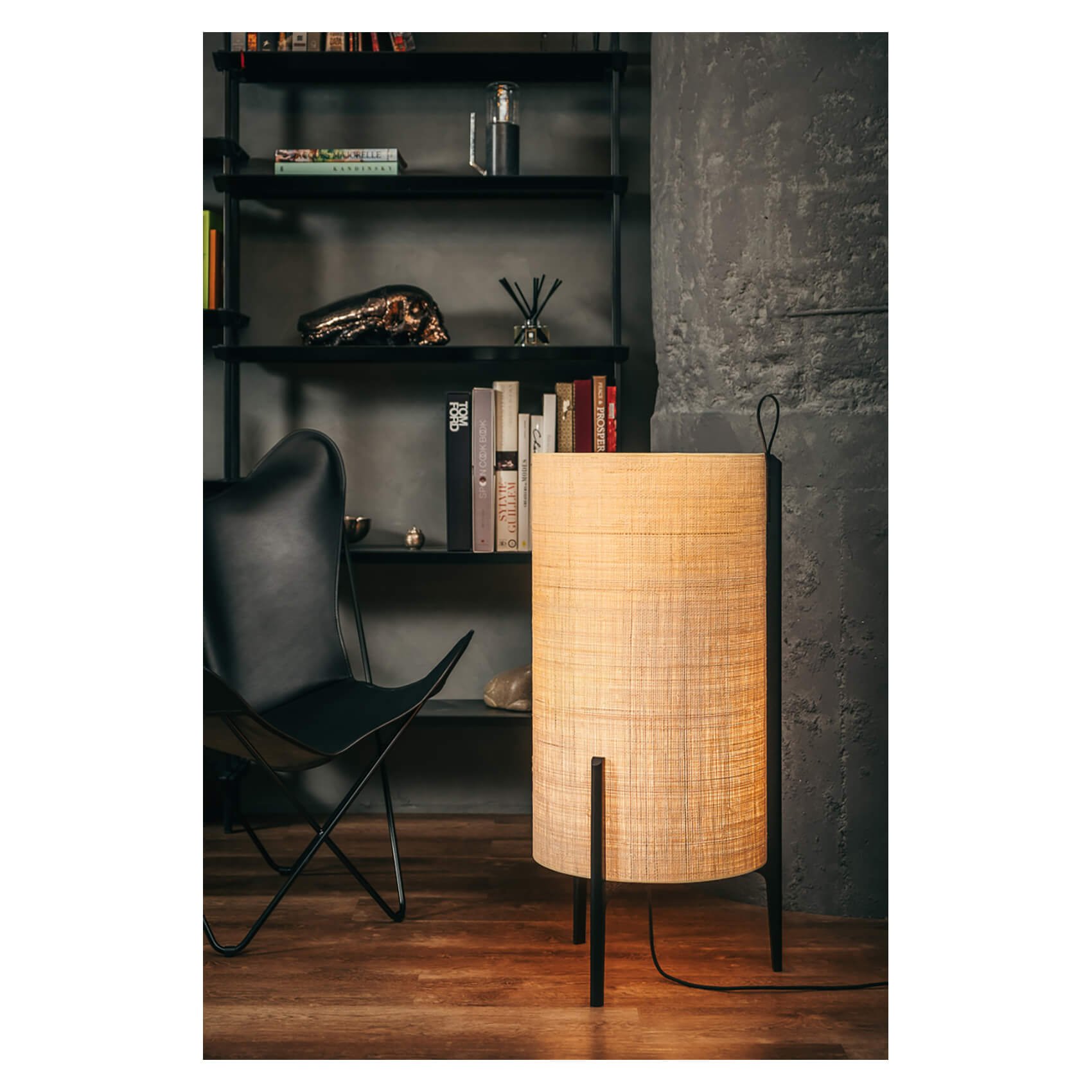 Floor lamp-Greta-2261288-lifestyle_Ø40_black oak-saguran shade-Carpyen-LOW.jpg