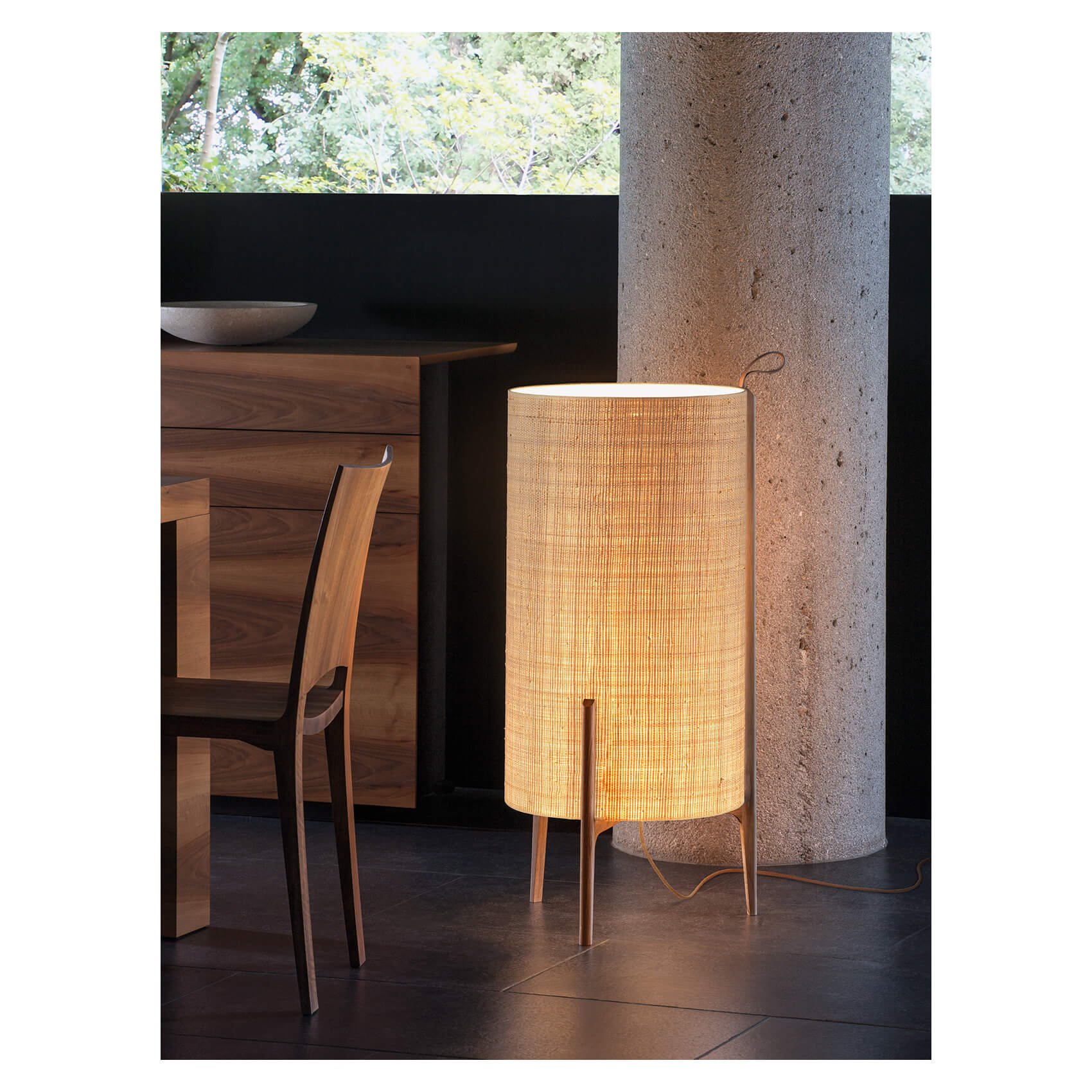 Floor-lamp-Greta-2261000-natural-oak-natural-fiber-shade-lifestyle-Carpyen.jpg