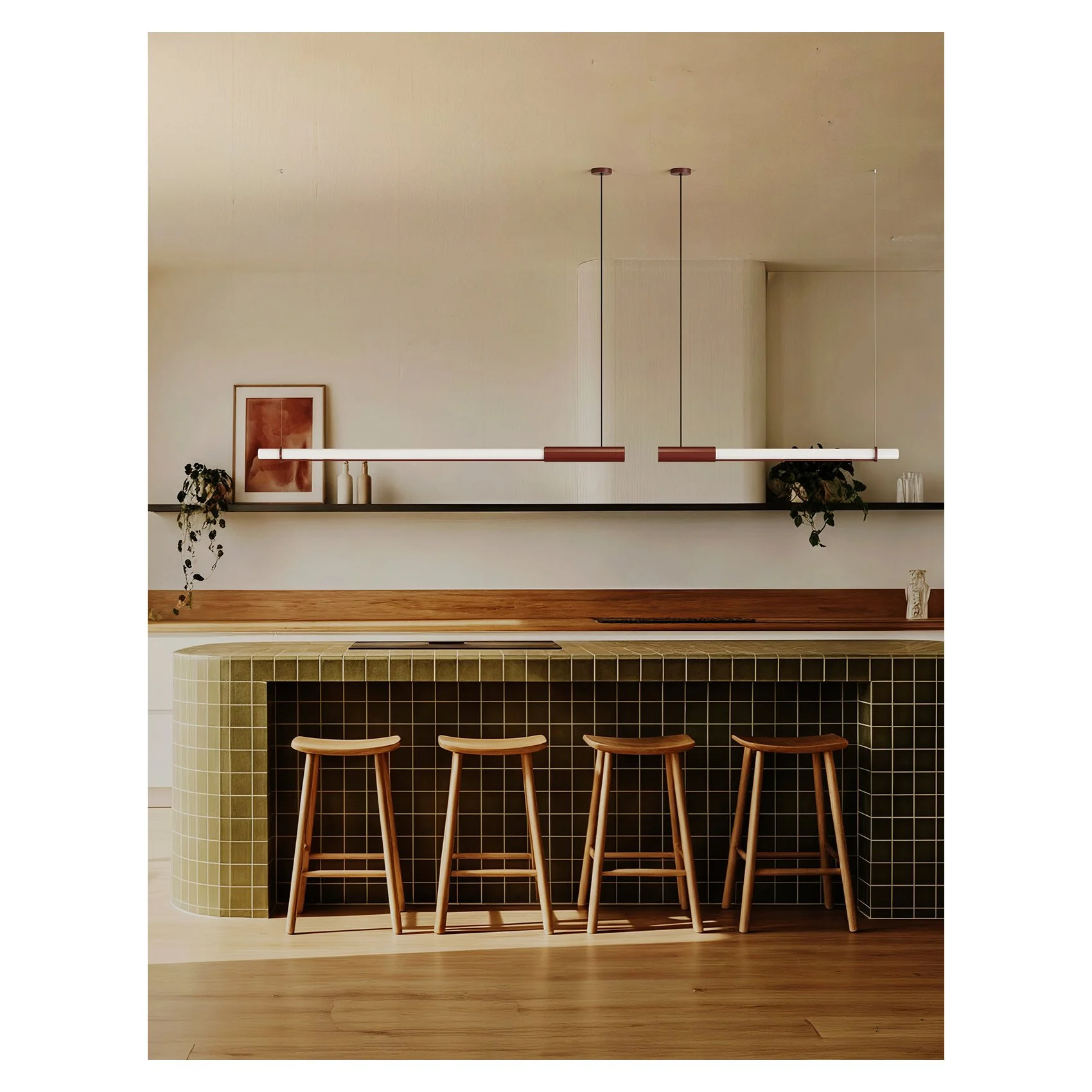 DCWéditions.InFine1050.1600.PH.RED.Lifestyle.03.jpg