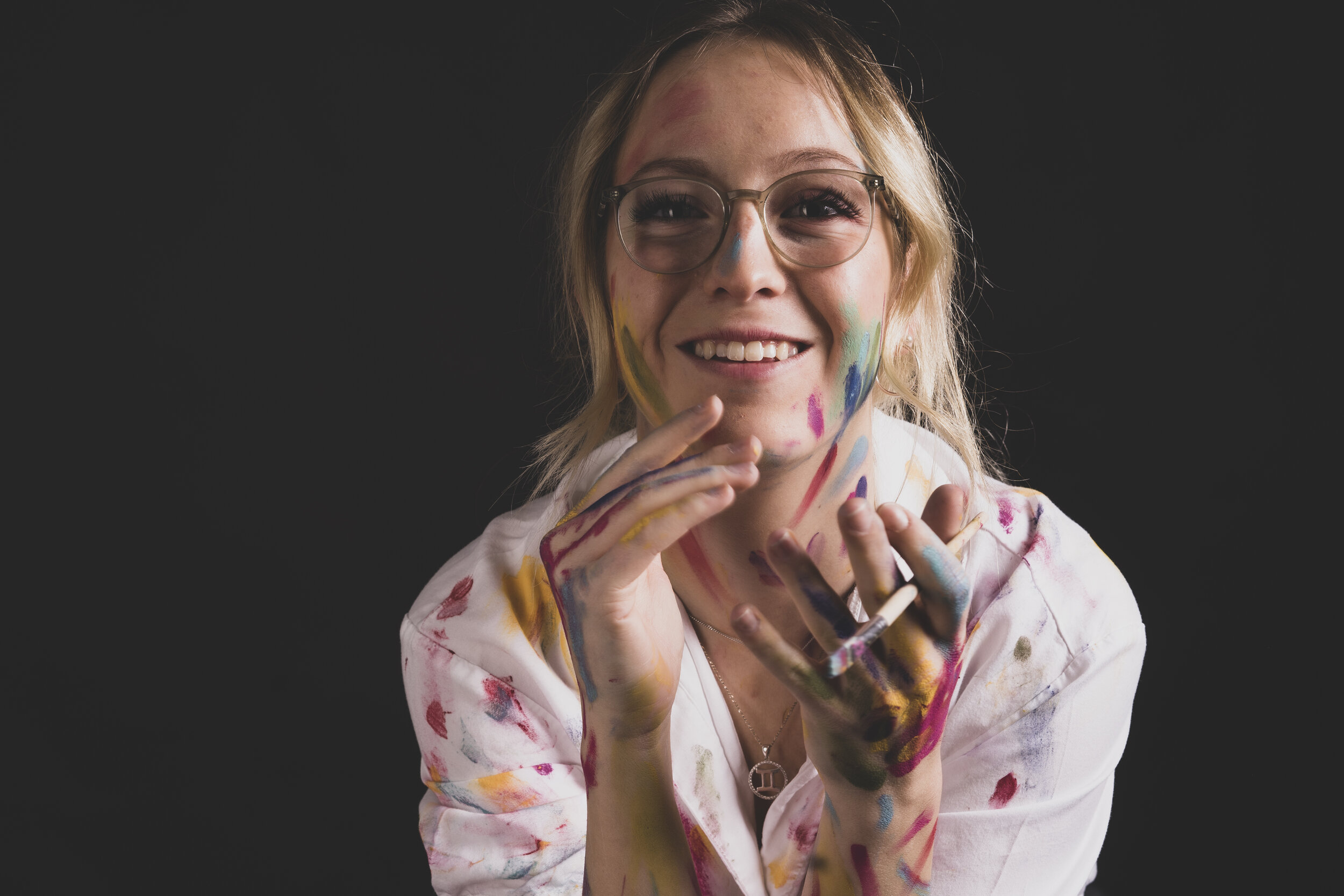 Farbe, Bunt, Frau, Farbflecken, Lachen, Pinsel, Künstlerin, Fantasy, Fotografie