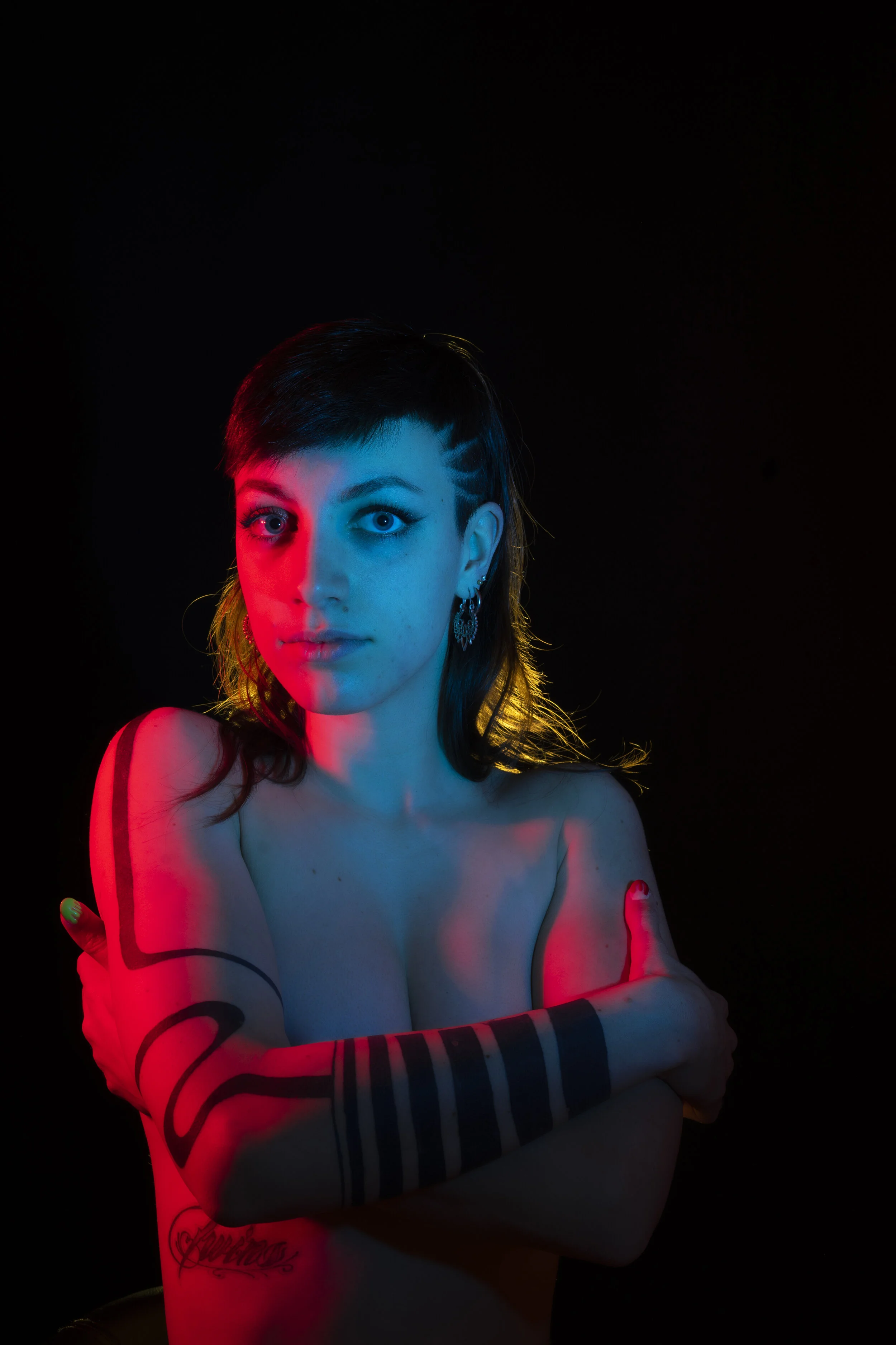 Rot, Blau, Gelb, Farbfilter, Licht, Shooting, Farblicht Shooting, Frau, Portrait, Fotografie