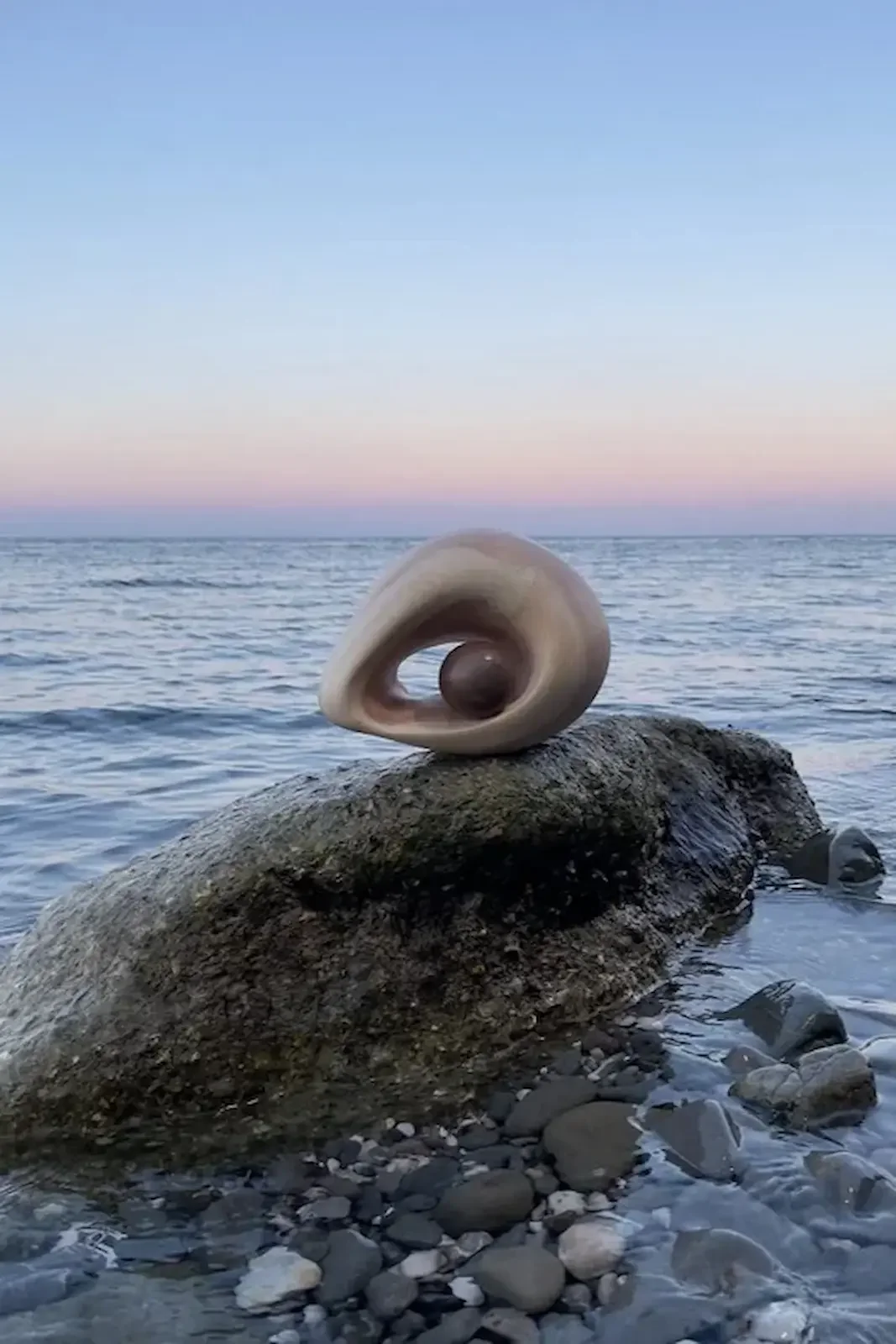 Cirmolo sculpture by Andrea Solaja, wood material research