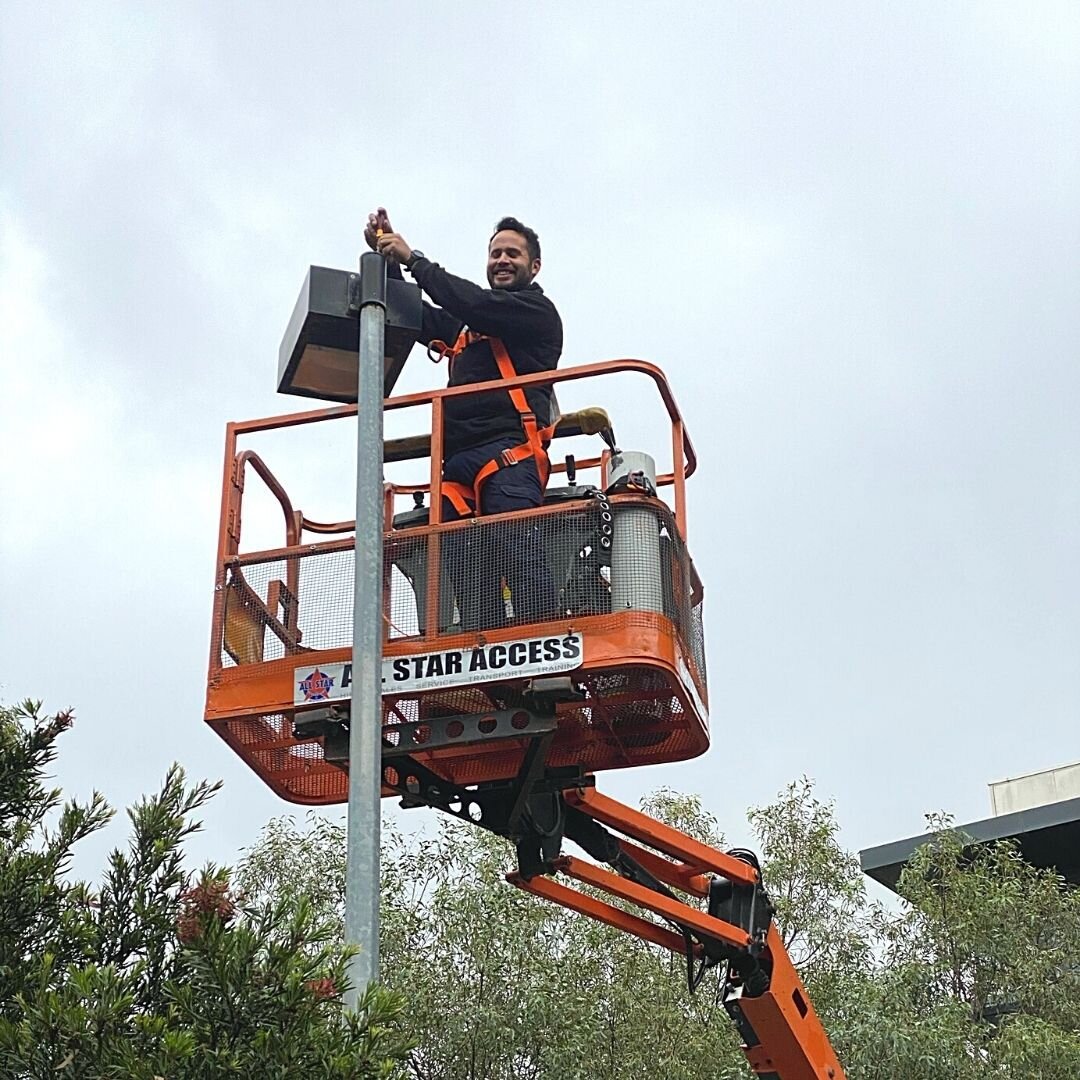 No fixture too high! 💡

Here's Pat installing new lights in a carpark in Parkville. Thanks for the lift @allstaraccess ⭐️

Need a fitting installed out of reach? Call us on (03) 9523 7033 to chat further!⁠
⁠
#electrician #electrical #electriciansofi