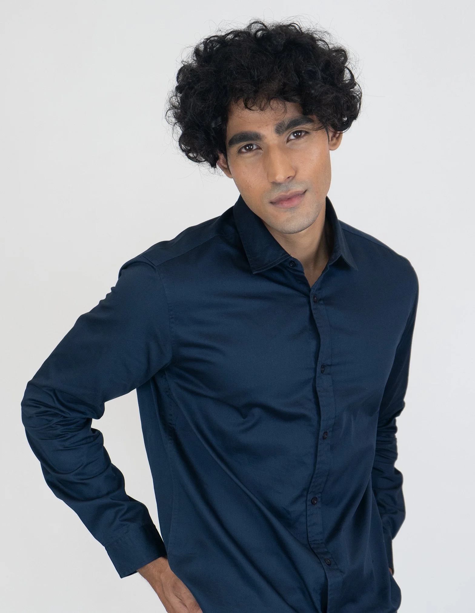 blue-cotton-shirt-for-men-india-3.jpg