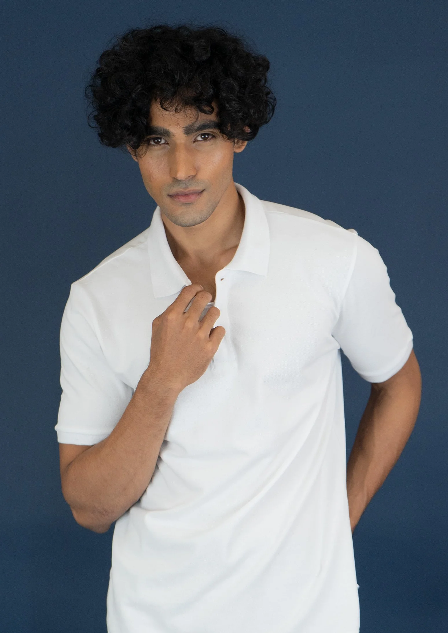 white-organic-polo-tshirt-for-men-india-3.jpg