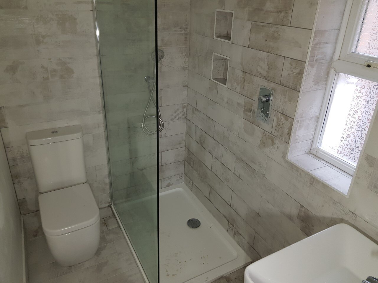 En-suite shower room, Temple Park, Bracknell