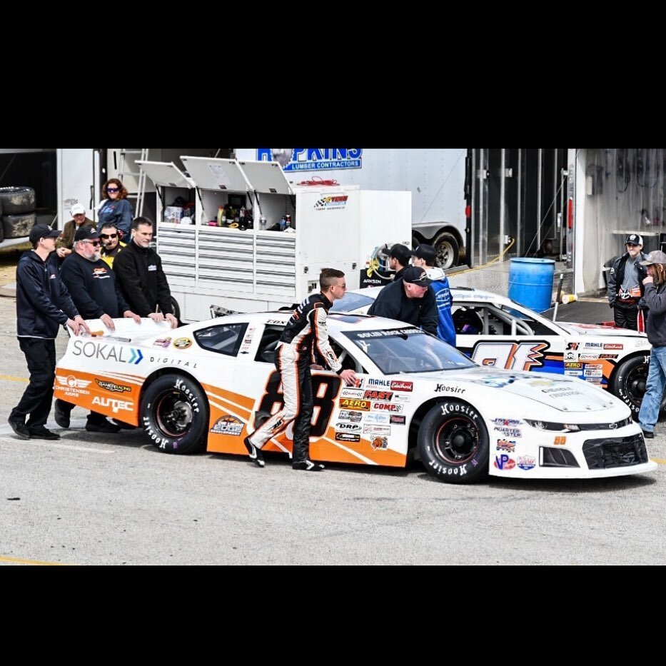 Racing tonight at @hickoryspeedway for the Twin 40&rsquo;s! Racing starts at 7pm. @jrmotorsports