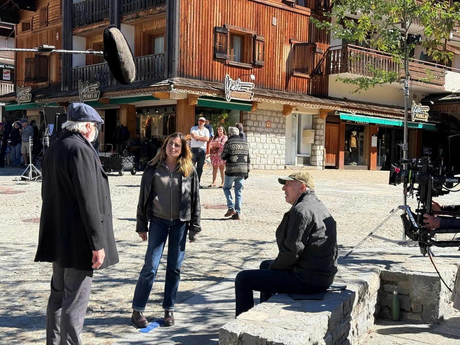 «&nbsp;La Clusaz est un personnage&nbsp;du film&nbsp;»&nbsp;: quand les caméras se posent dans les Aravis pour le tournage du téléfilm&nbsp;Chute libre