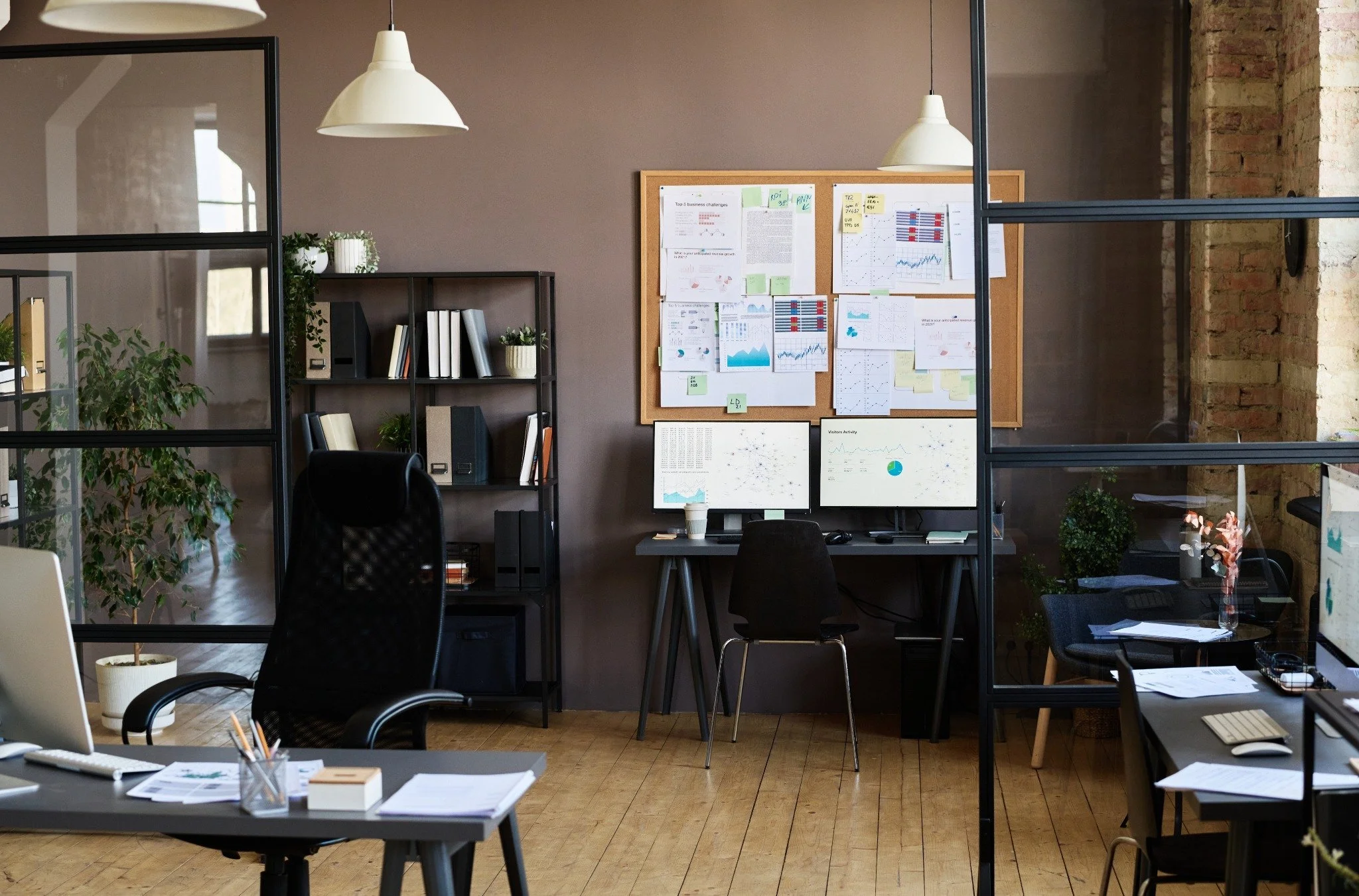 Commercial office design showcasing elegant meeting rooms and collaborative work environments