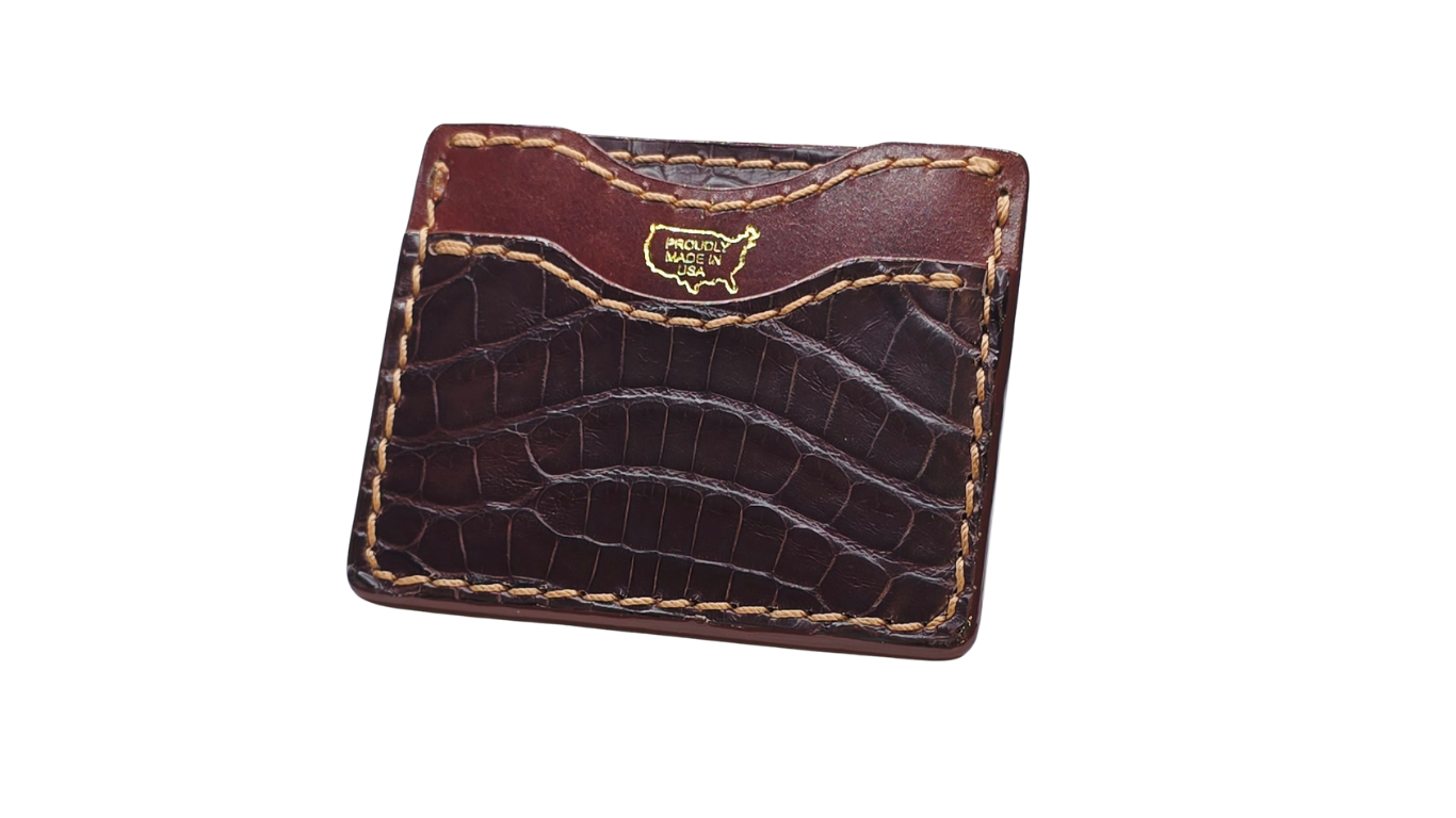 Cocogator cardholder front  (1).png