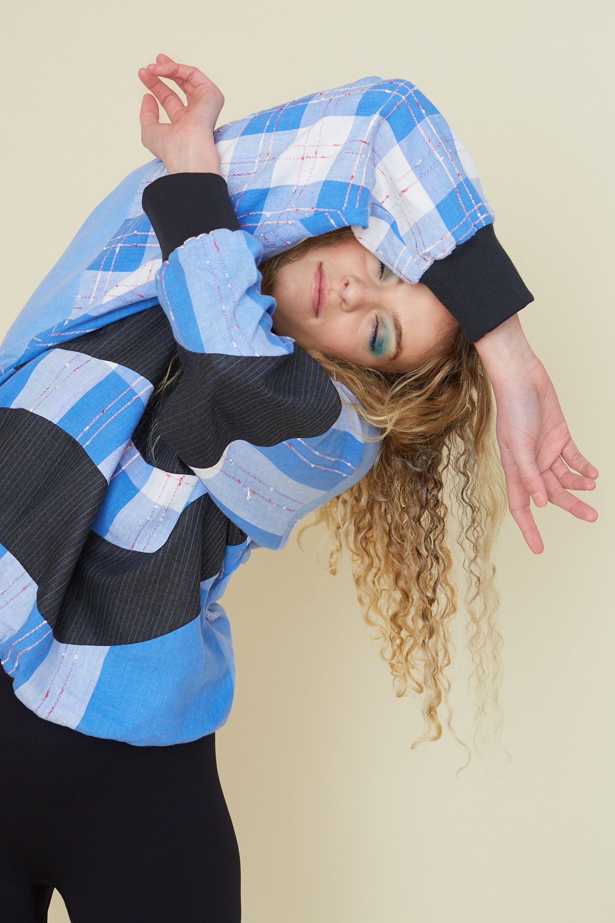 5BlueWhiteBlackStripe_14R_.jpg