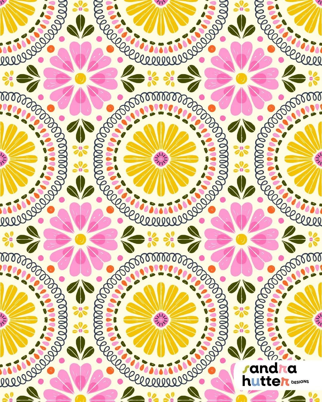 Here&rsquo;s a closer look at the full pattern 🌼🌸⁠
The sunny yellow flower is inspired by heirloom sunflowers from my Heirloom Garden collection &mdash; it&rsquo;s all about color, joy, and that warm garden feeling.⁠
⁠
While it&rsquo;s getting cold