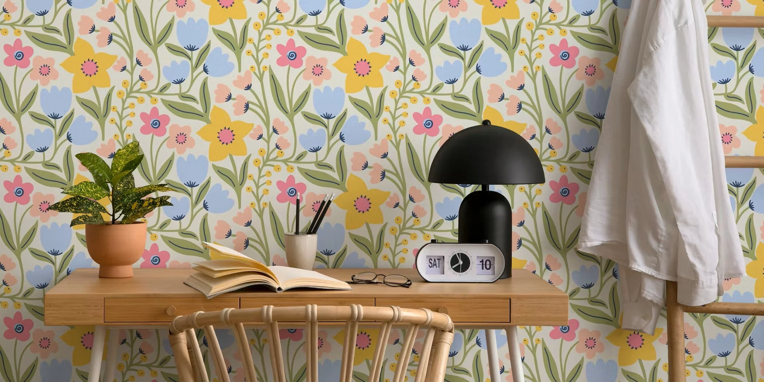 Wallpaper Featuring the Daffodils and Wildflowers Spring Garden - Cream pattern