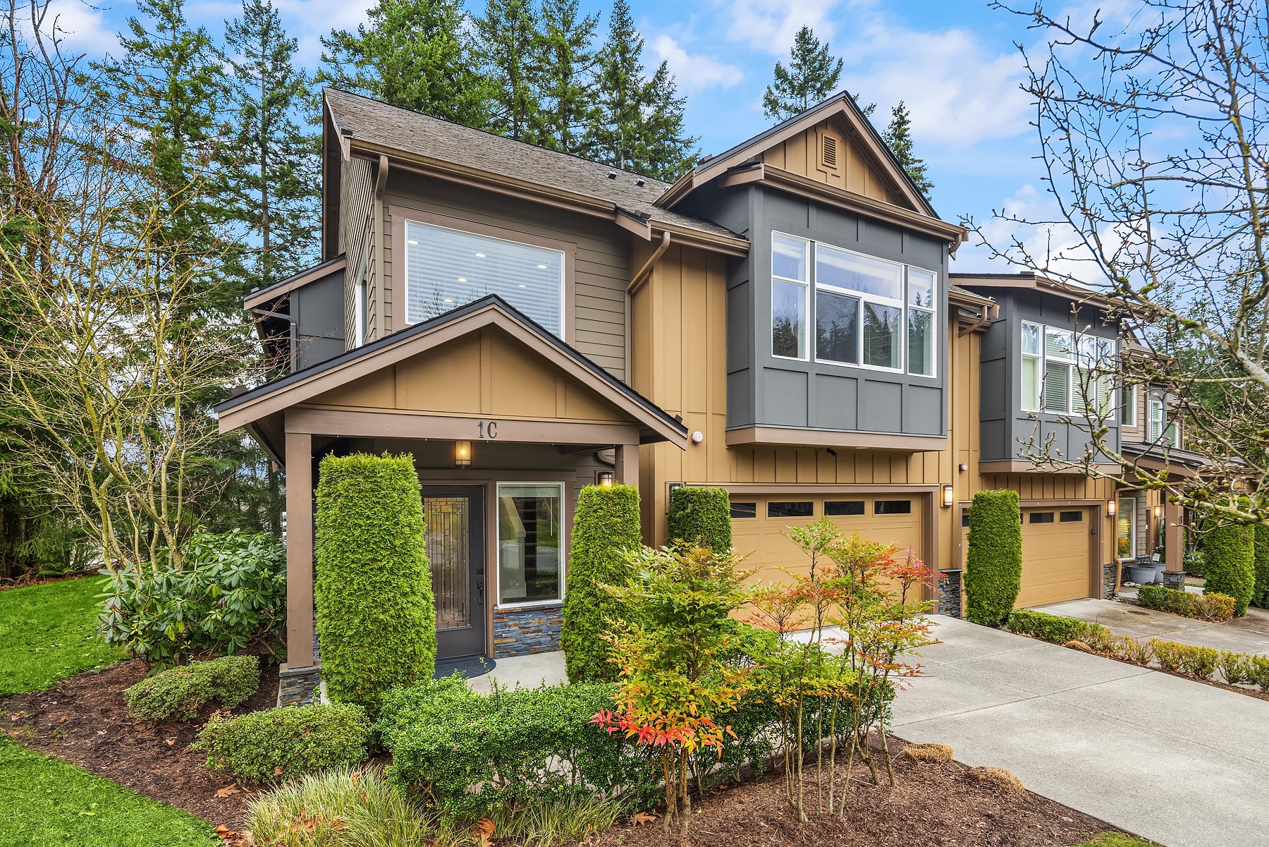 900 228th Ave NE, Unit 1C, Sammamish, WA 98074