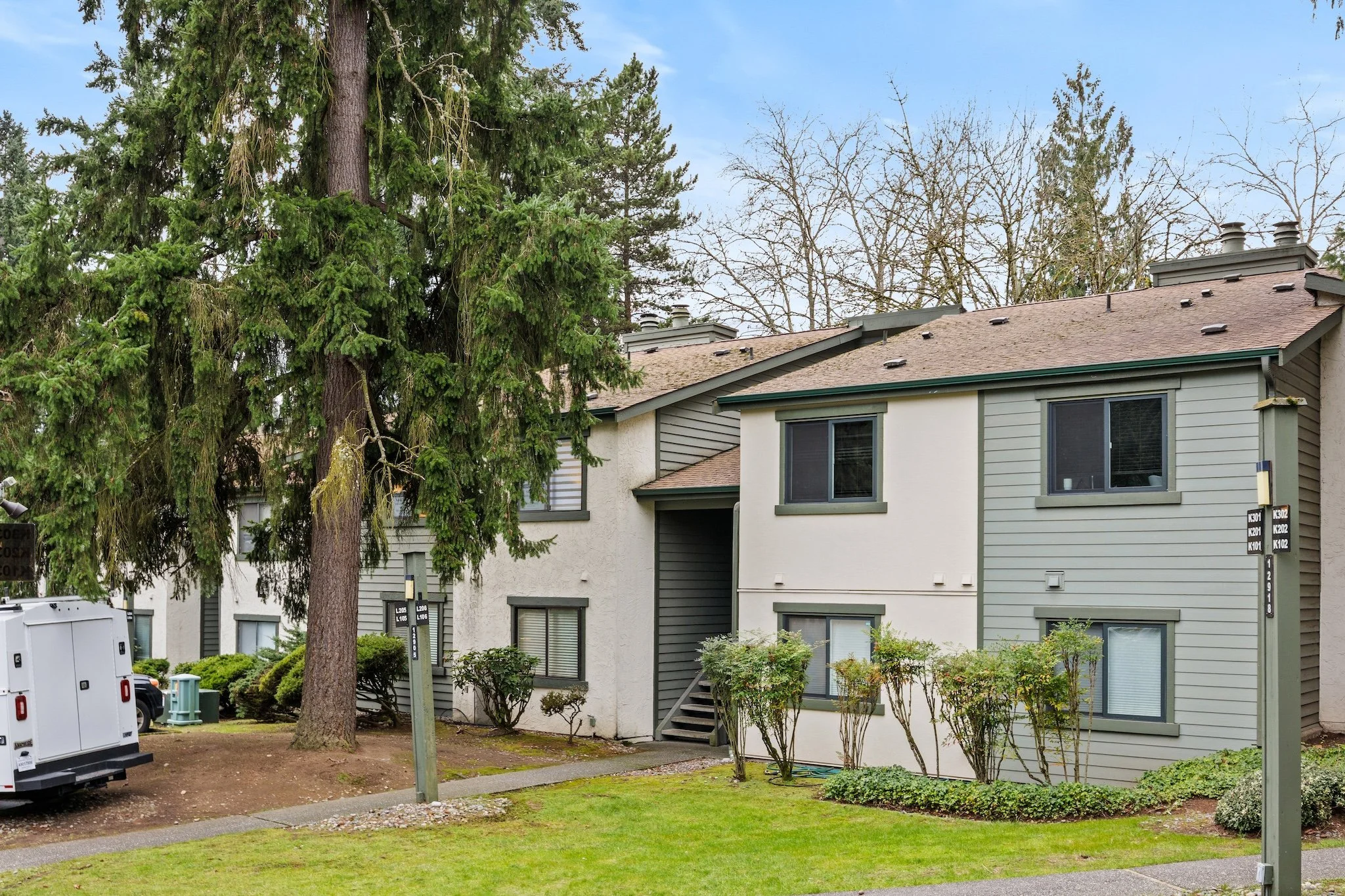 12905 126th Ct NE, Unit L105Kirkland, WA 98034