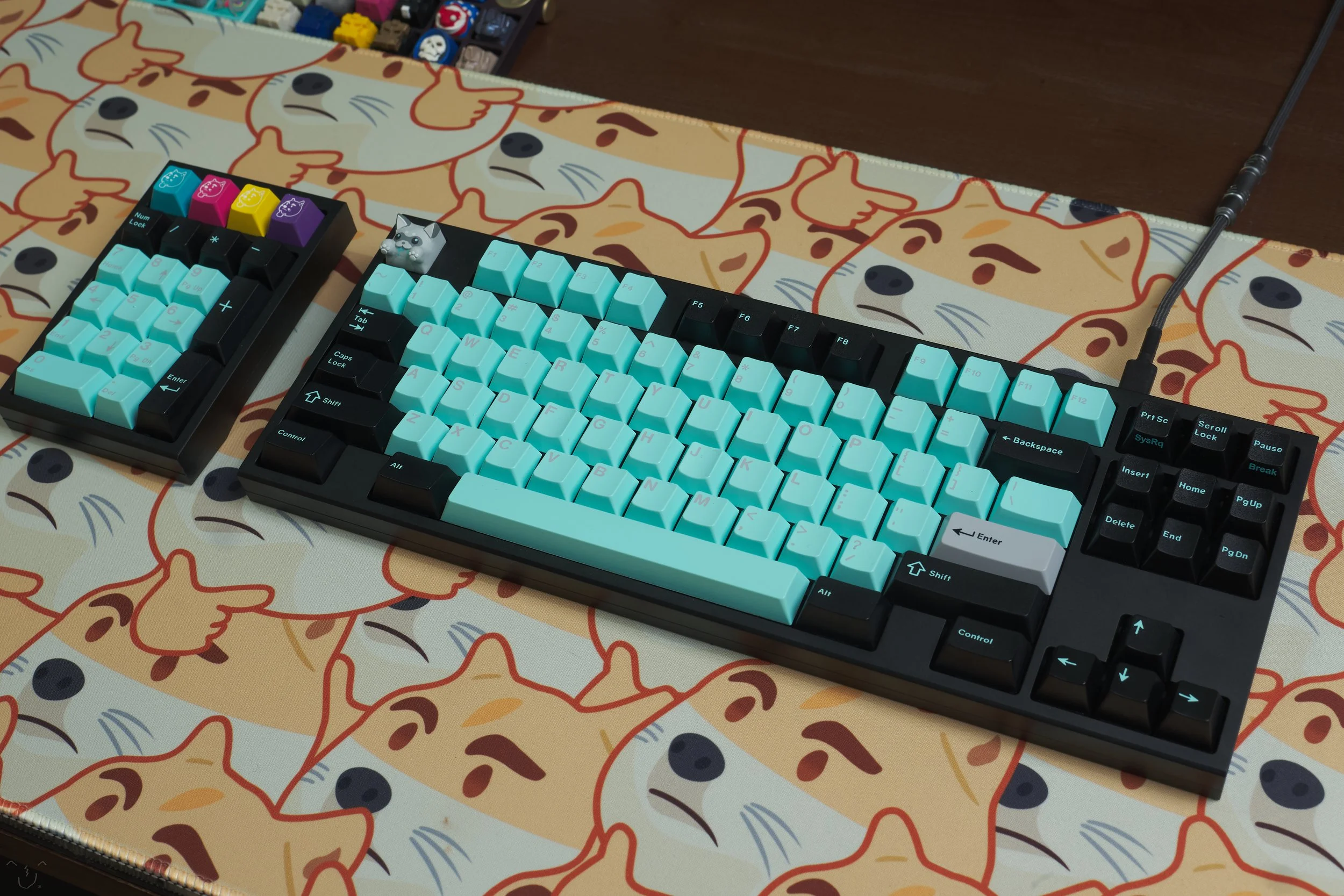 hiney tkl one + num one — Lightning Keyboards