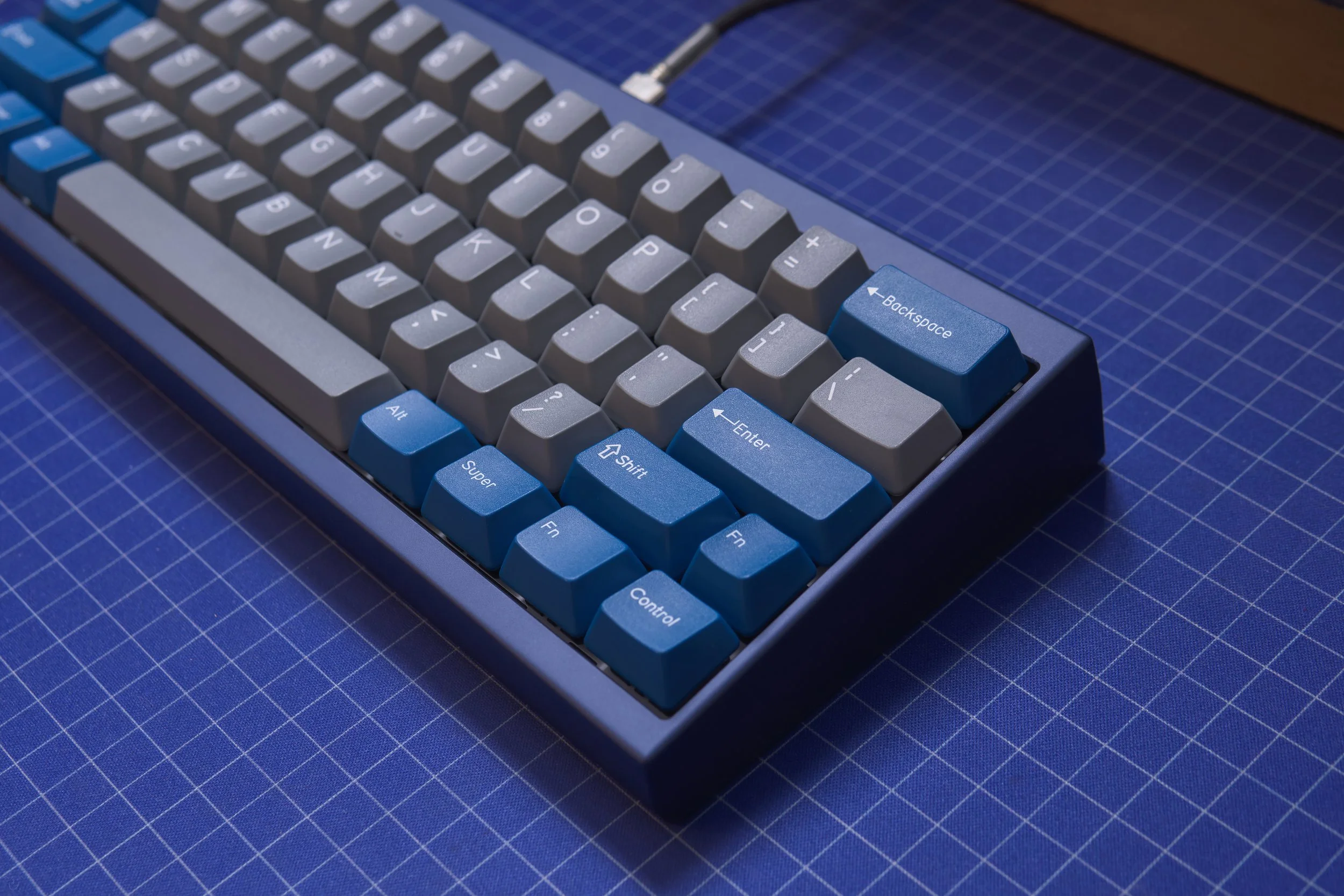 LXI04008 1.jpg