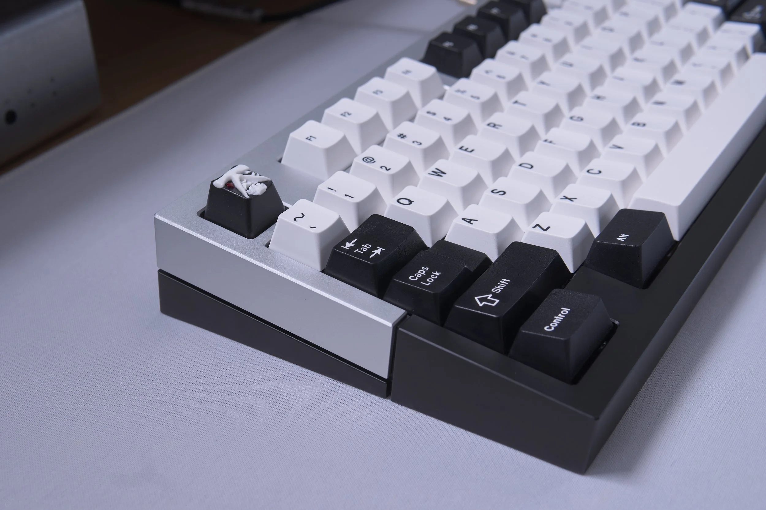 LXI03800 1 Fullsize.jpg