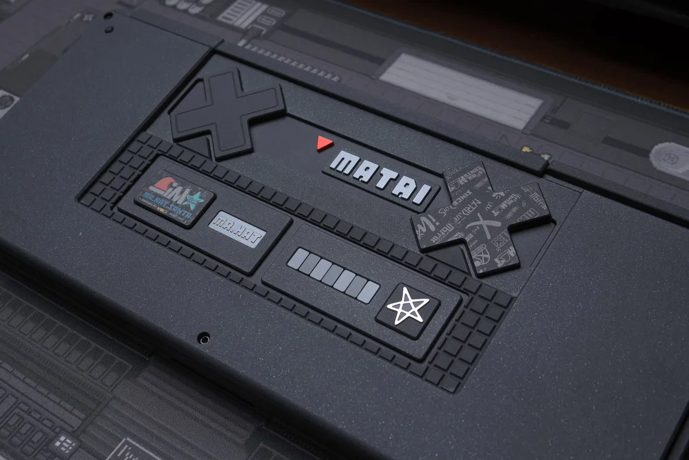 Matrix Lab IM+ Mr Hat [Santa] — Lightning Keyboards