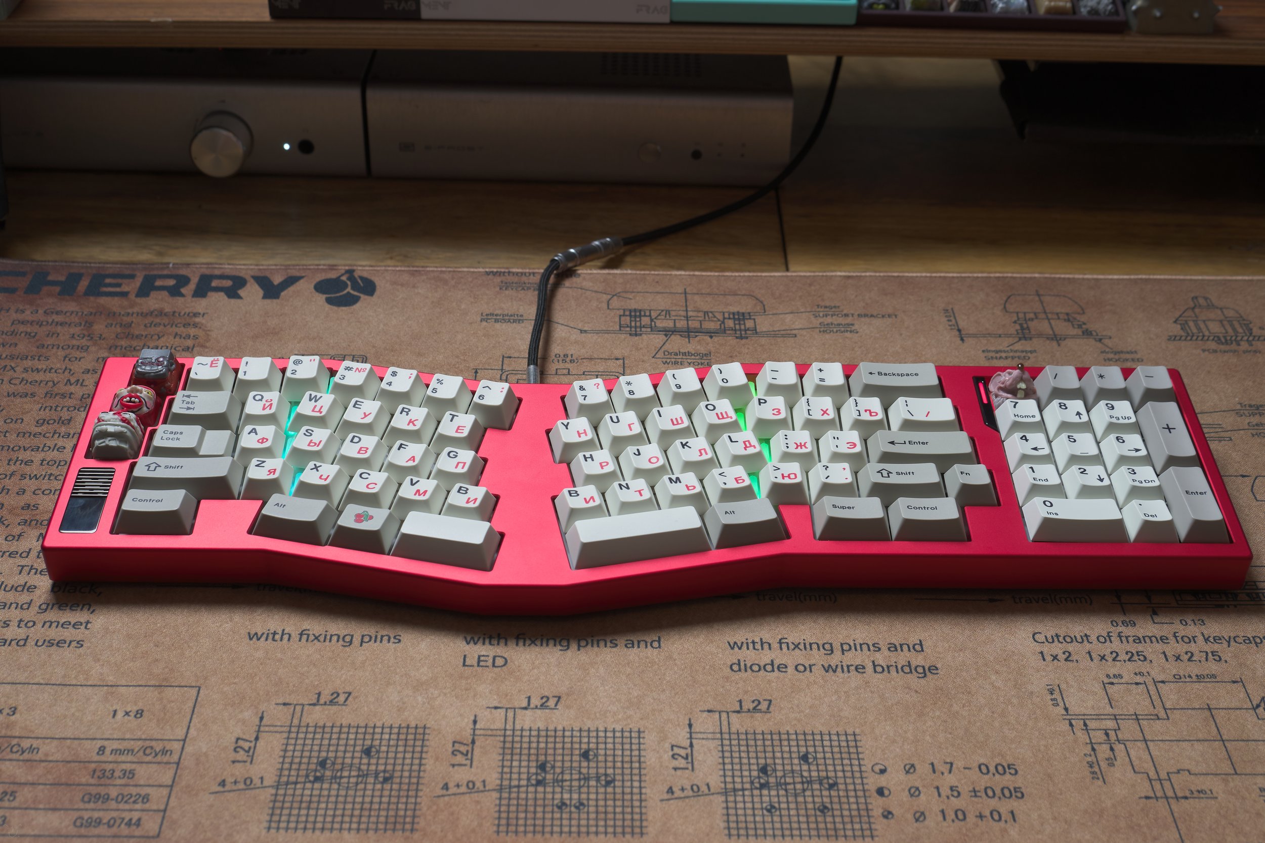 LXI02841 1.jpg