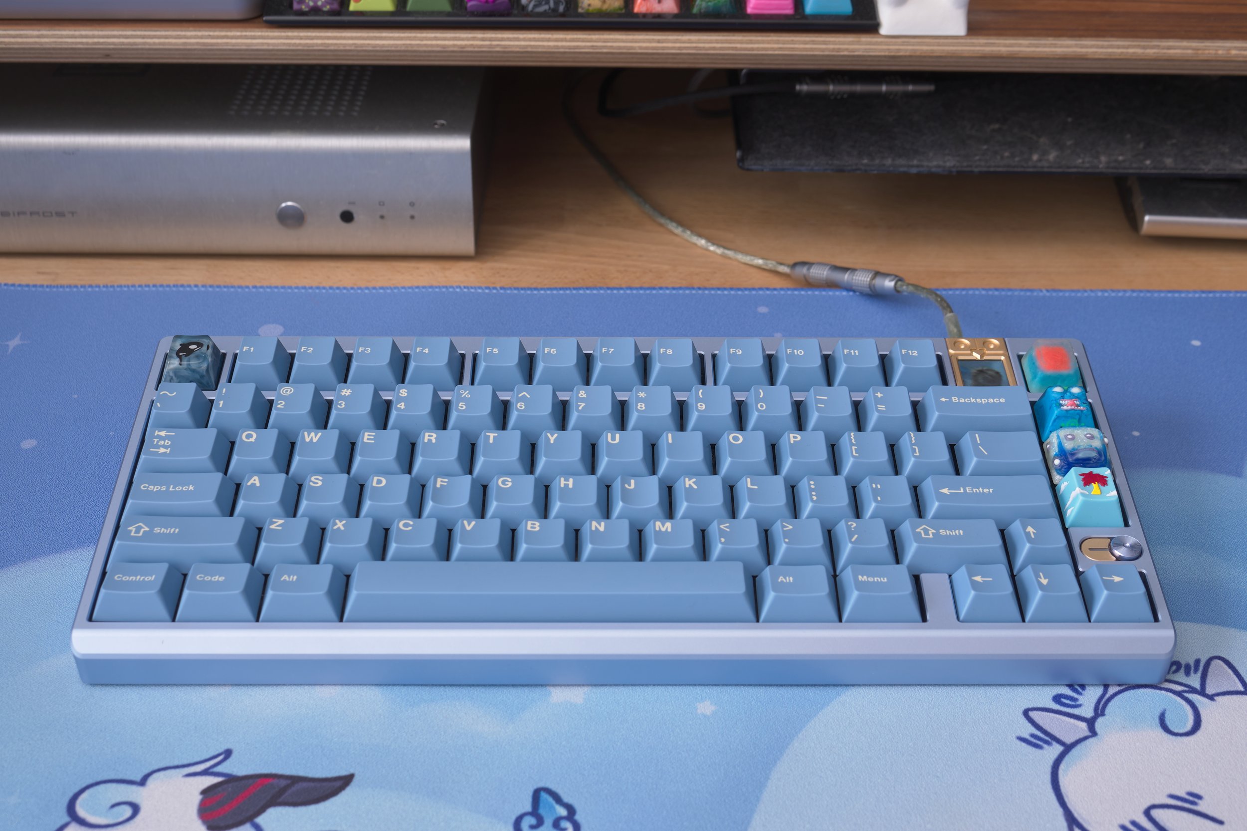 LXI04217 1.jpg