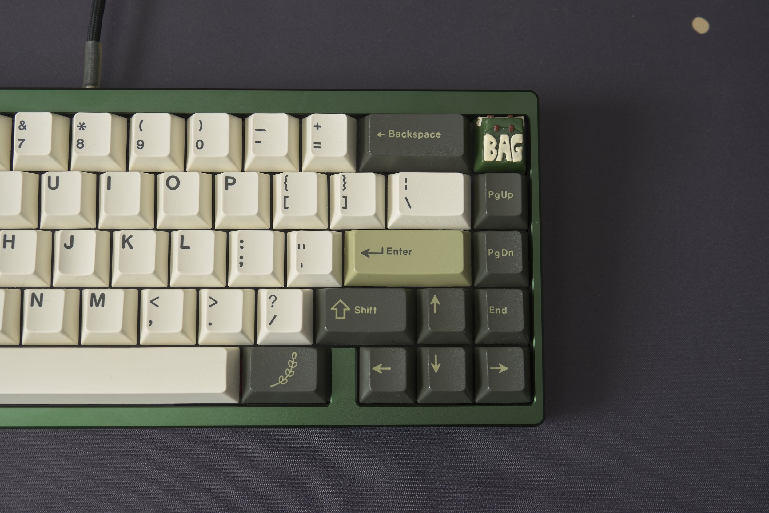LXI04364 1.jpg
