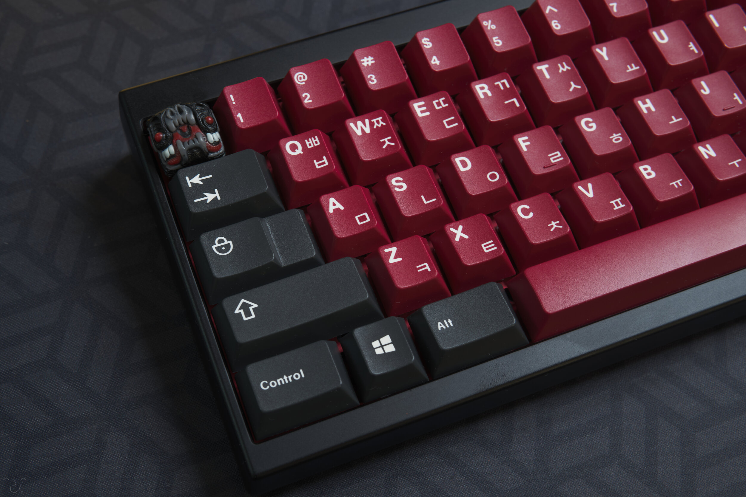 Keycult 2 65 Unfinish Red — Lightning Keyboards