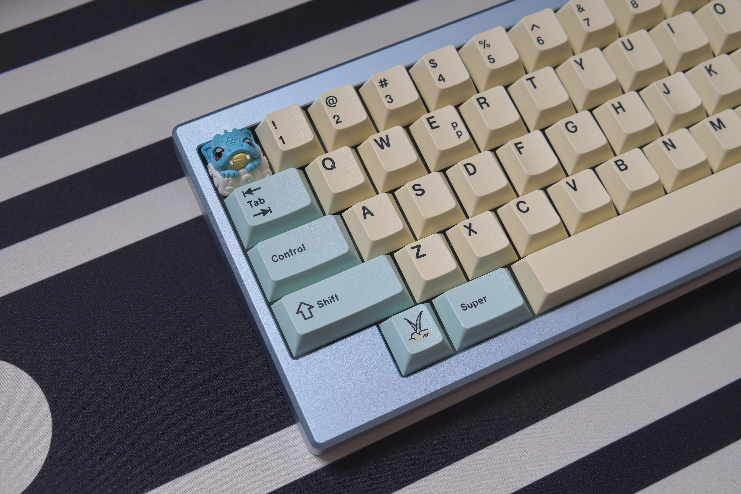 LXI03923 1 60%.jpg