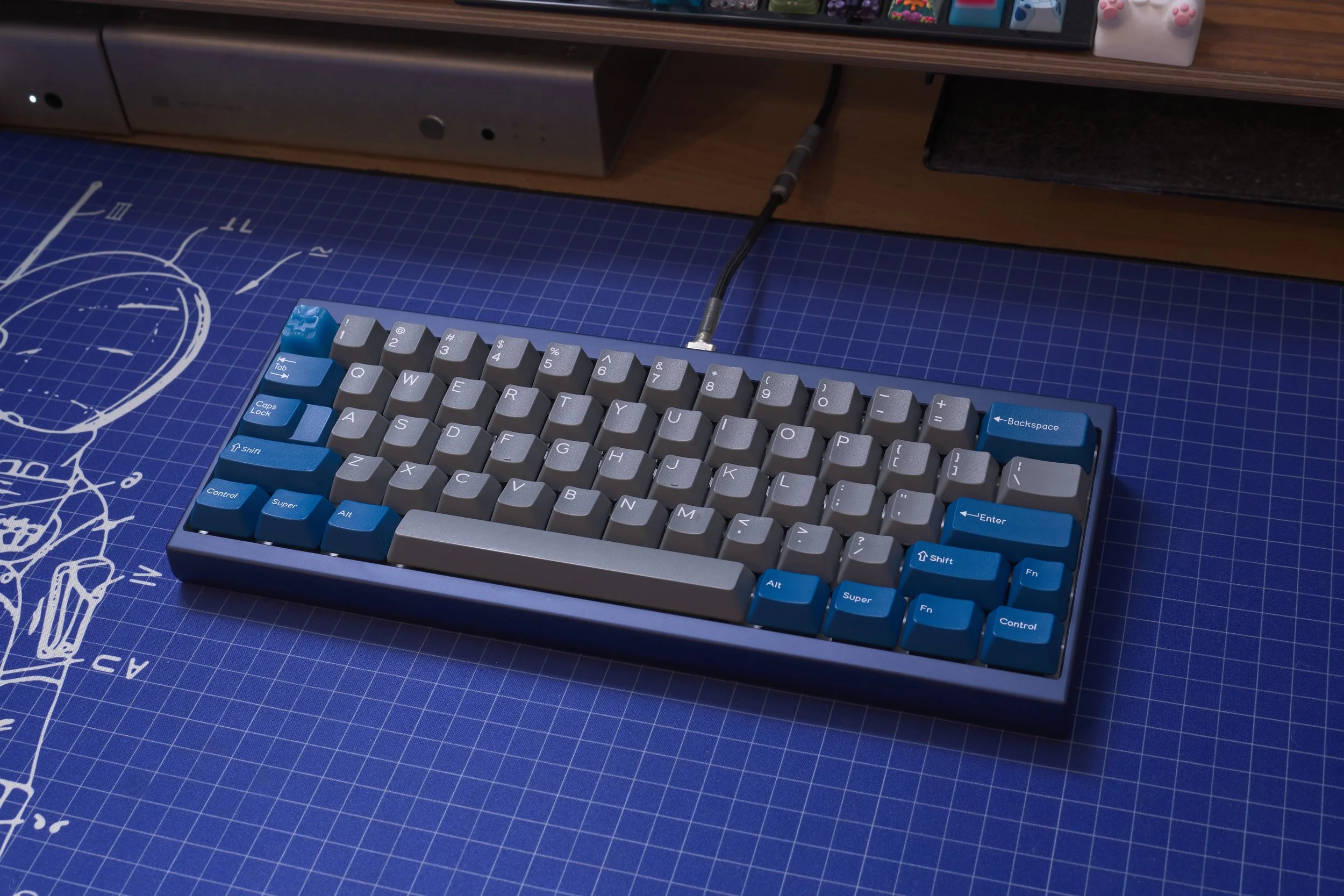 LXI04009 1.jpg